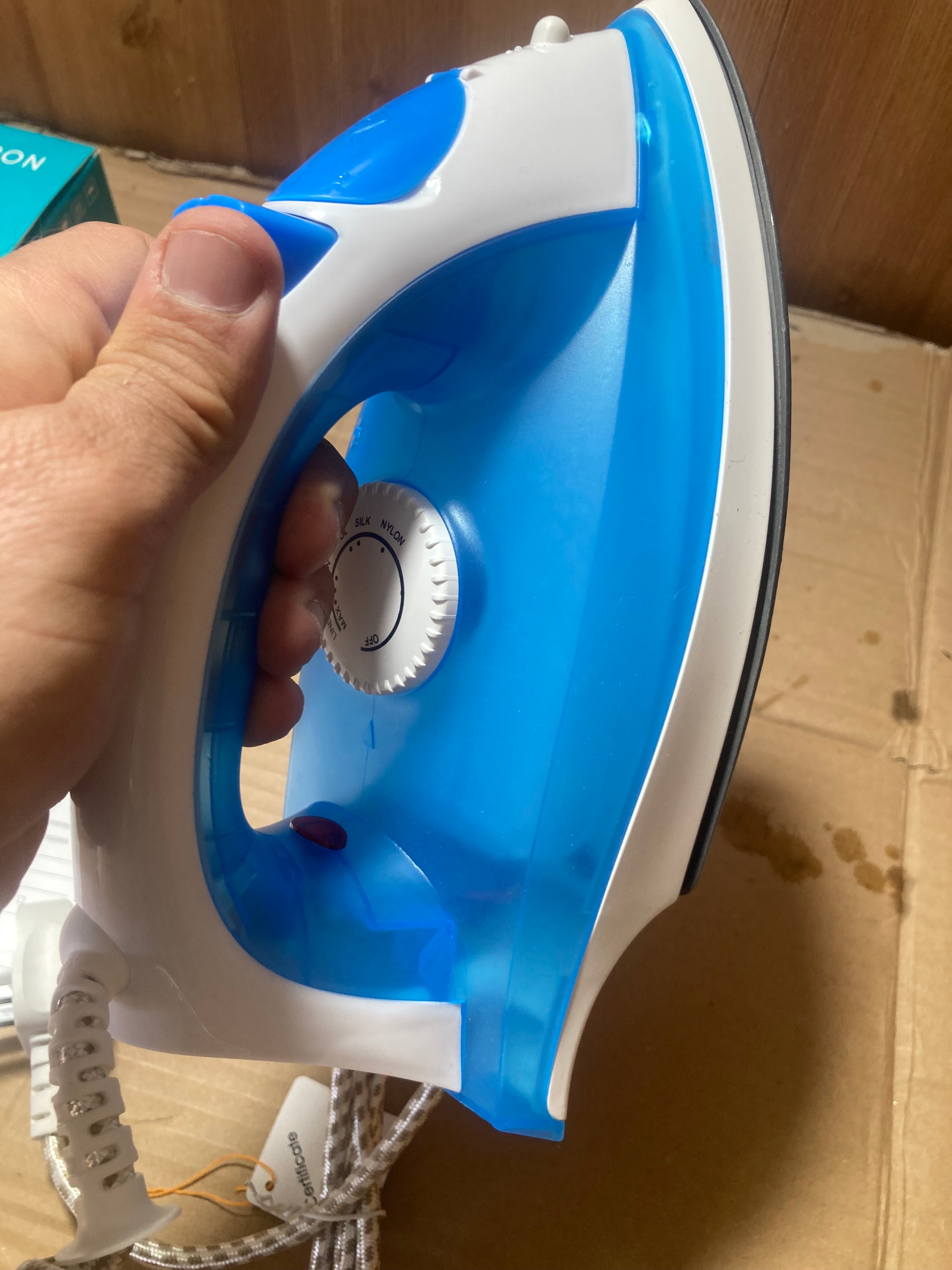 WINNING STAR Dry & Steam Iron 2200W