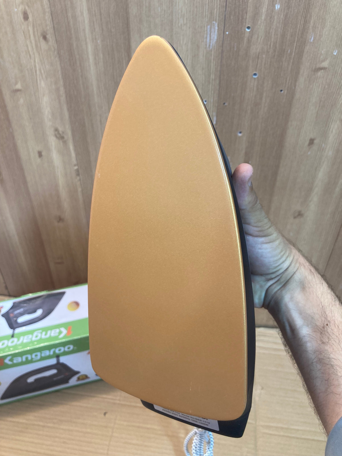 Kangaroo Ceramic Coated Soleplate Automatic Dry Iron 1200W
