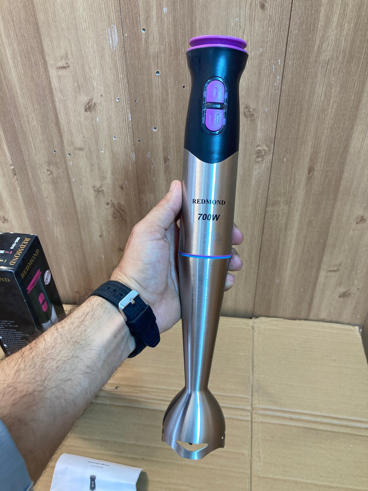REDMOND 700W Hand Blender SSG-1515