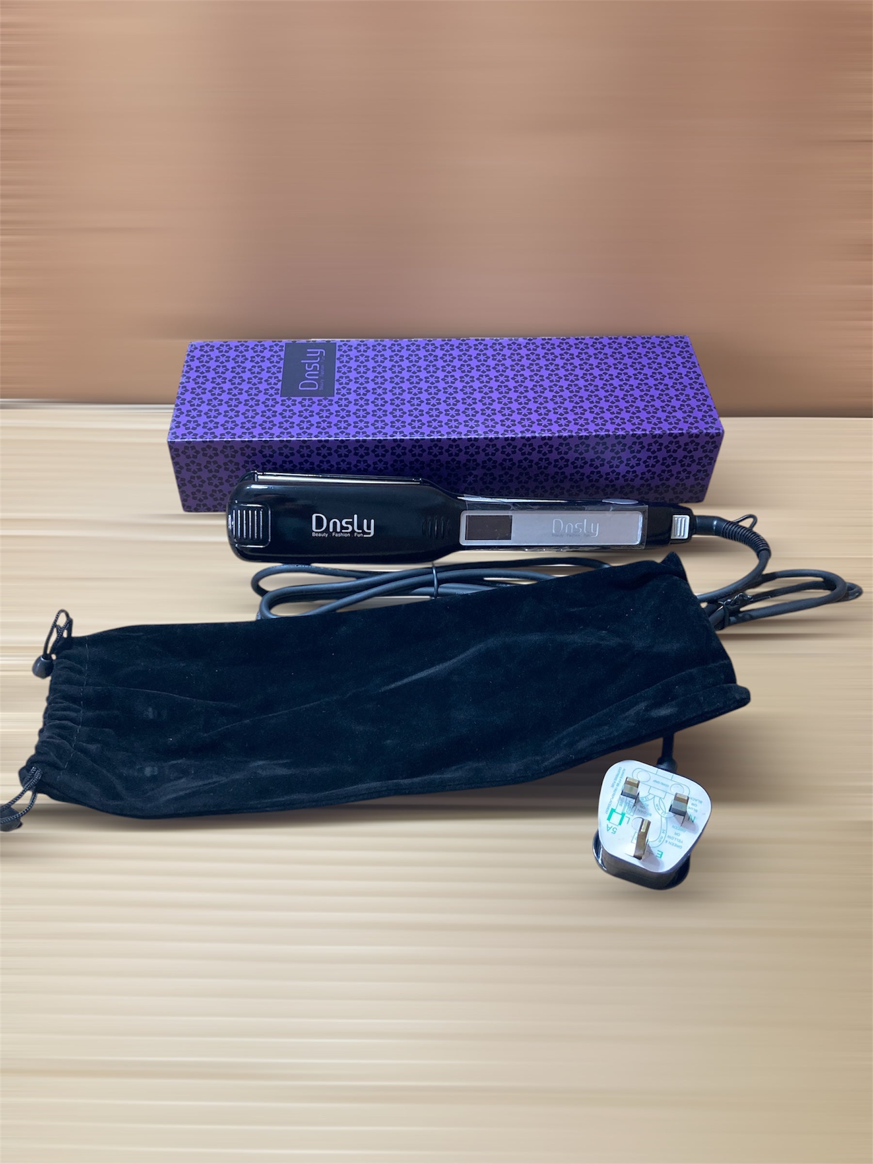 Lot Imported DNSLY Hair Straightener