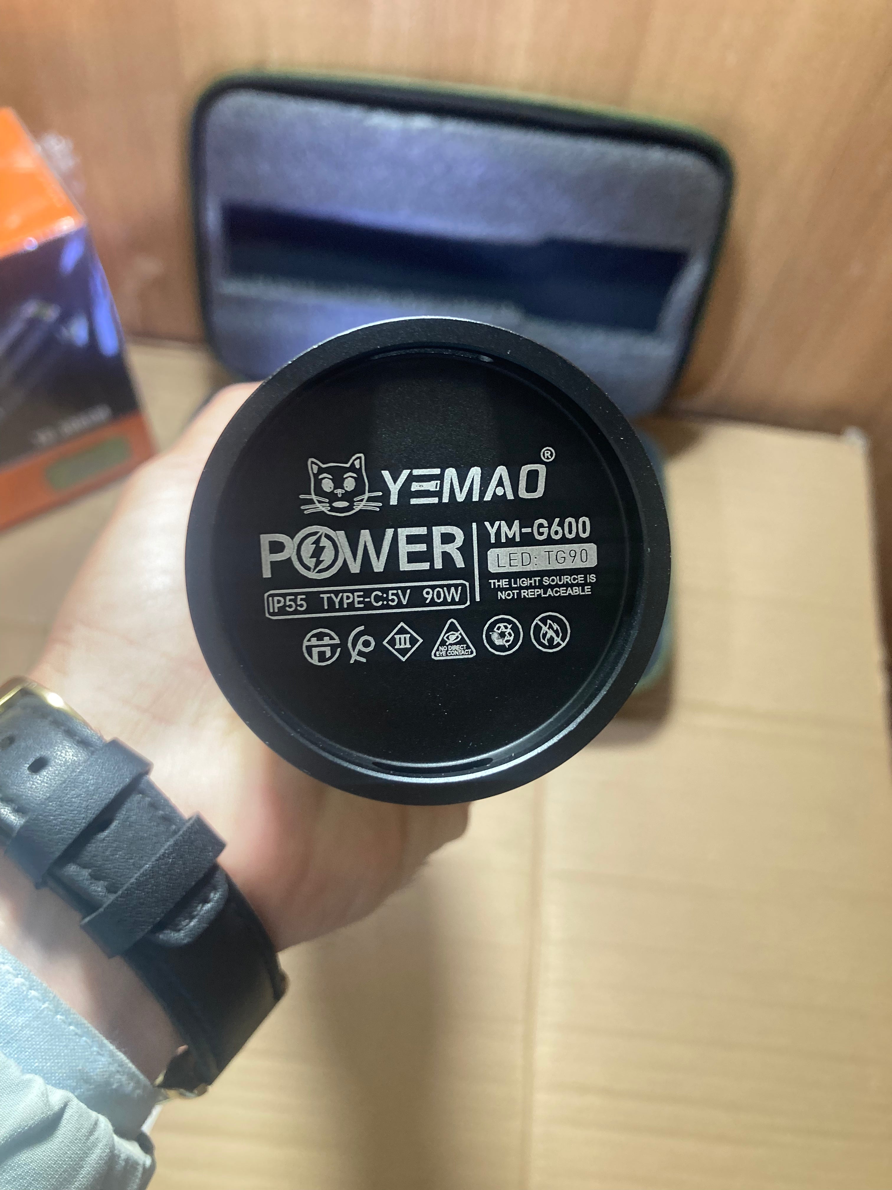 Yemao Powerful Long Range Super Led Flashlight - Torch YM-G600