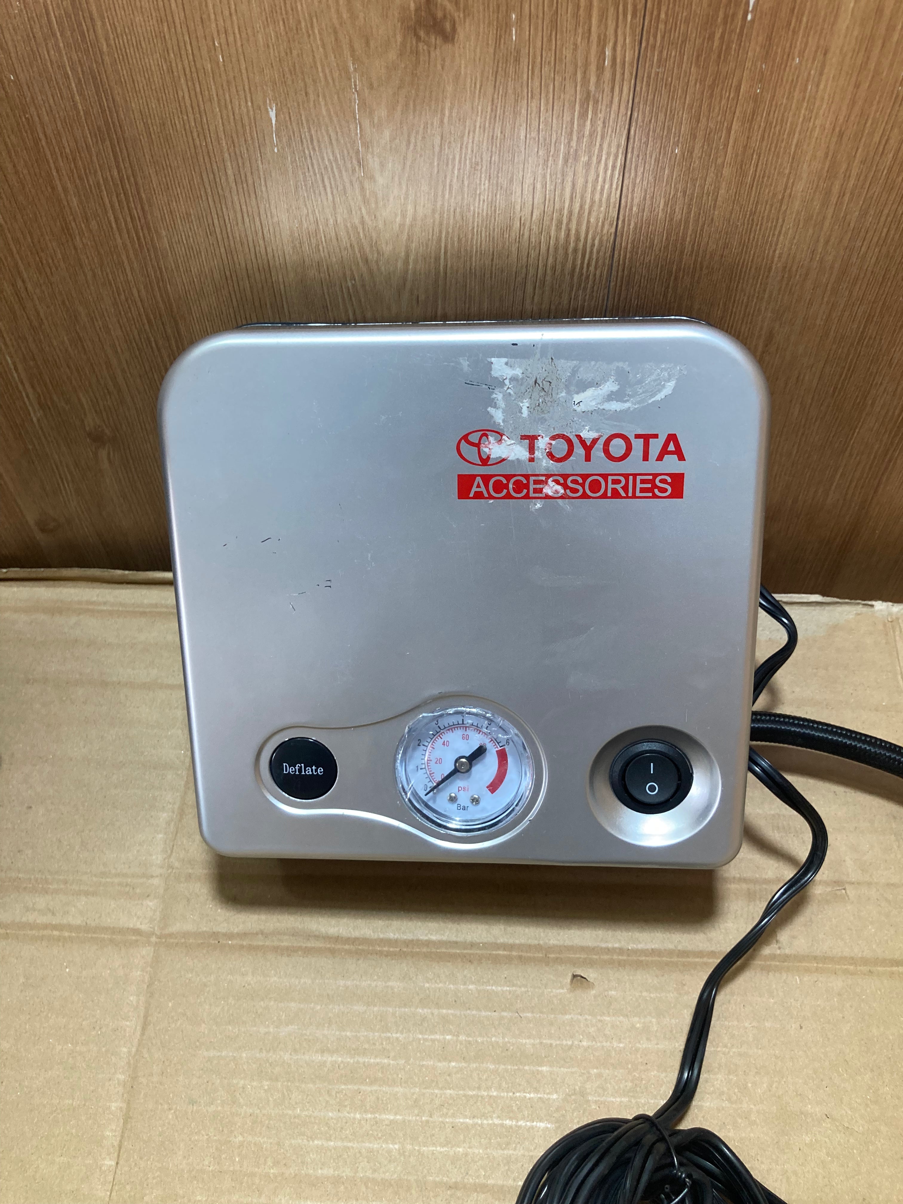Toyota Tire Inflator/Air Compressor With 3 High Air Flow Nozzles & Adaptors