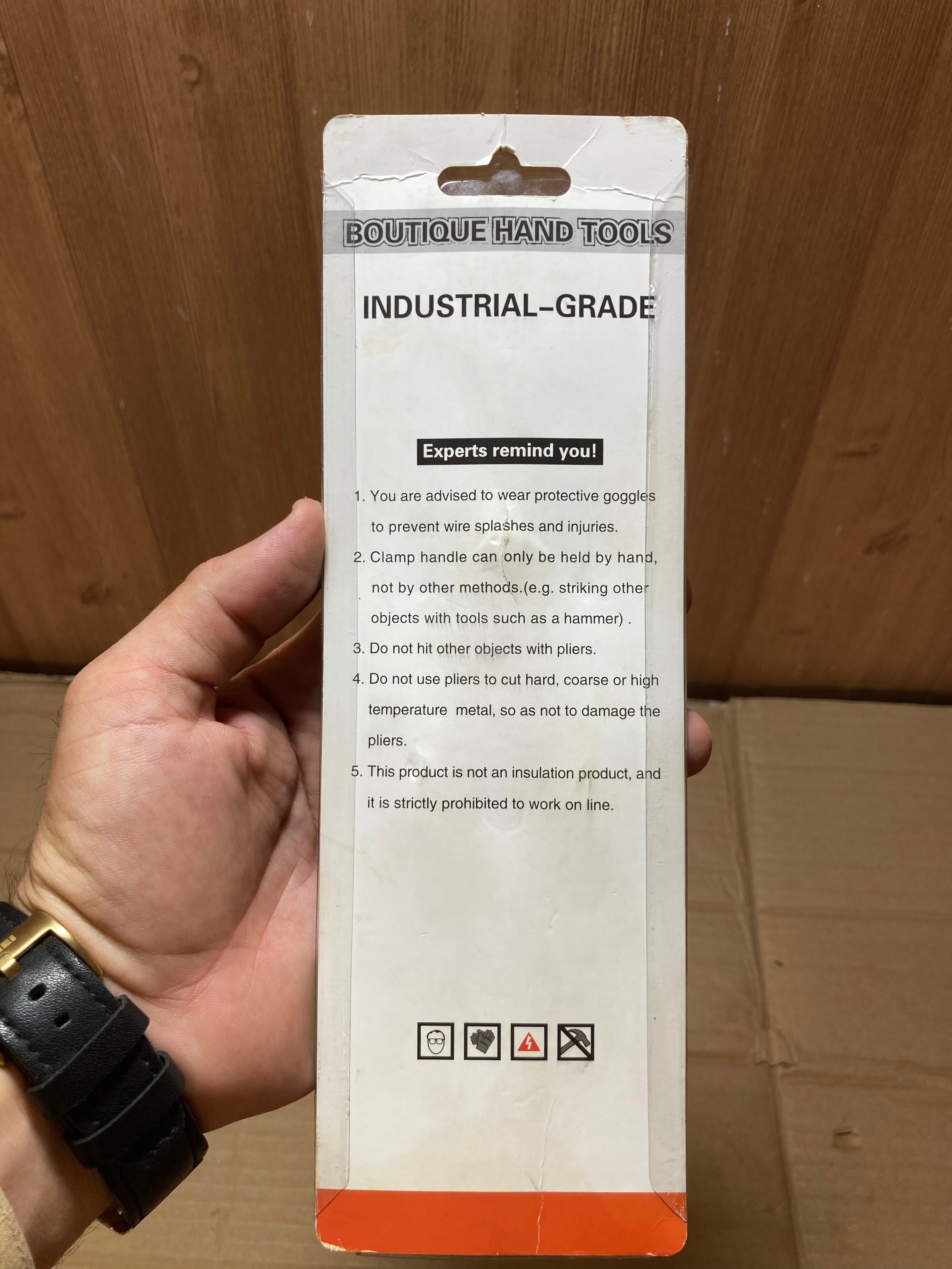 Multifunctional Wire Stripping Pliers