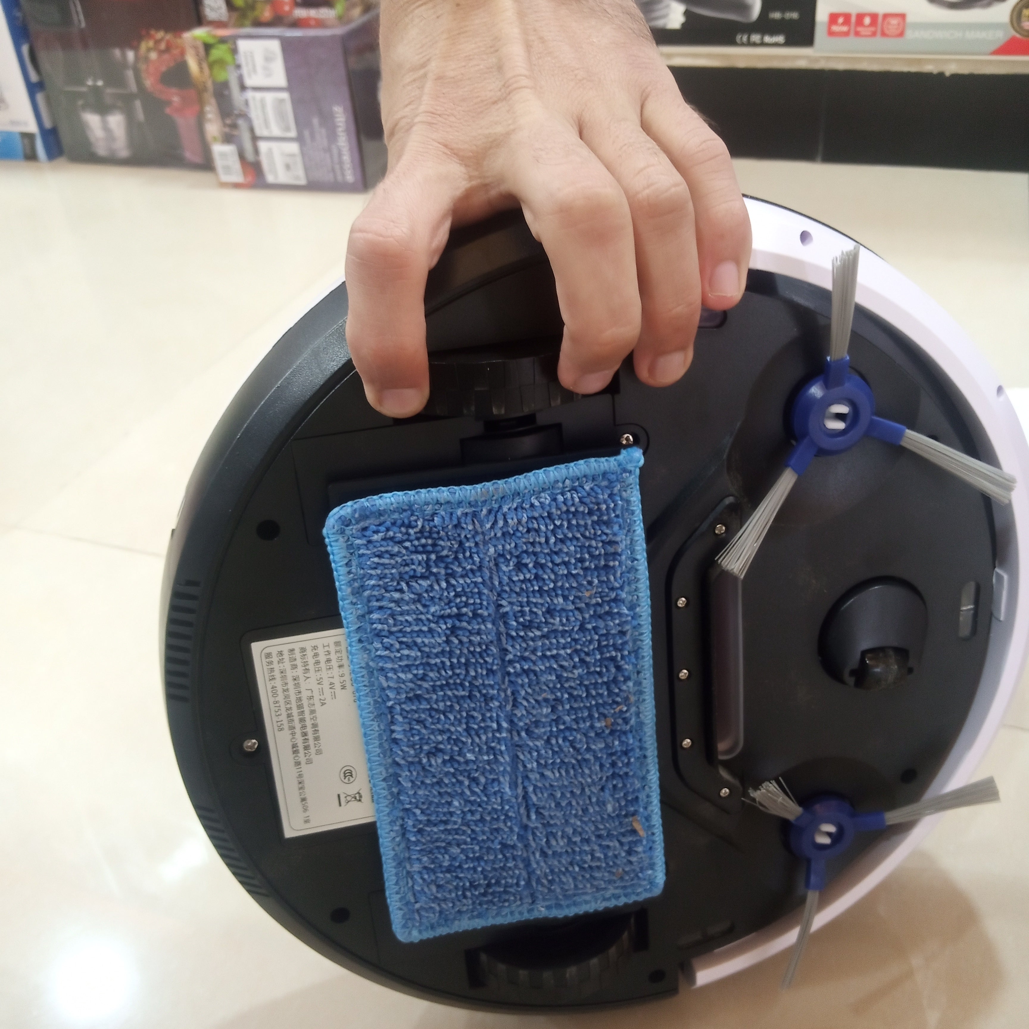 Imported CHIGO Wireless Robot Vacuum Cleaner