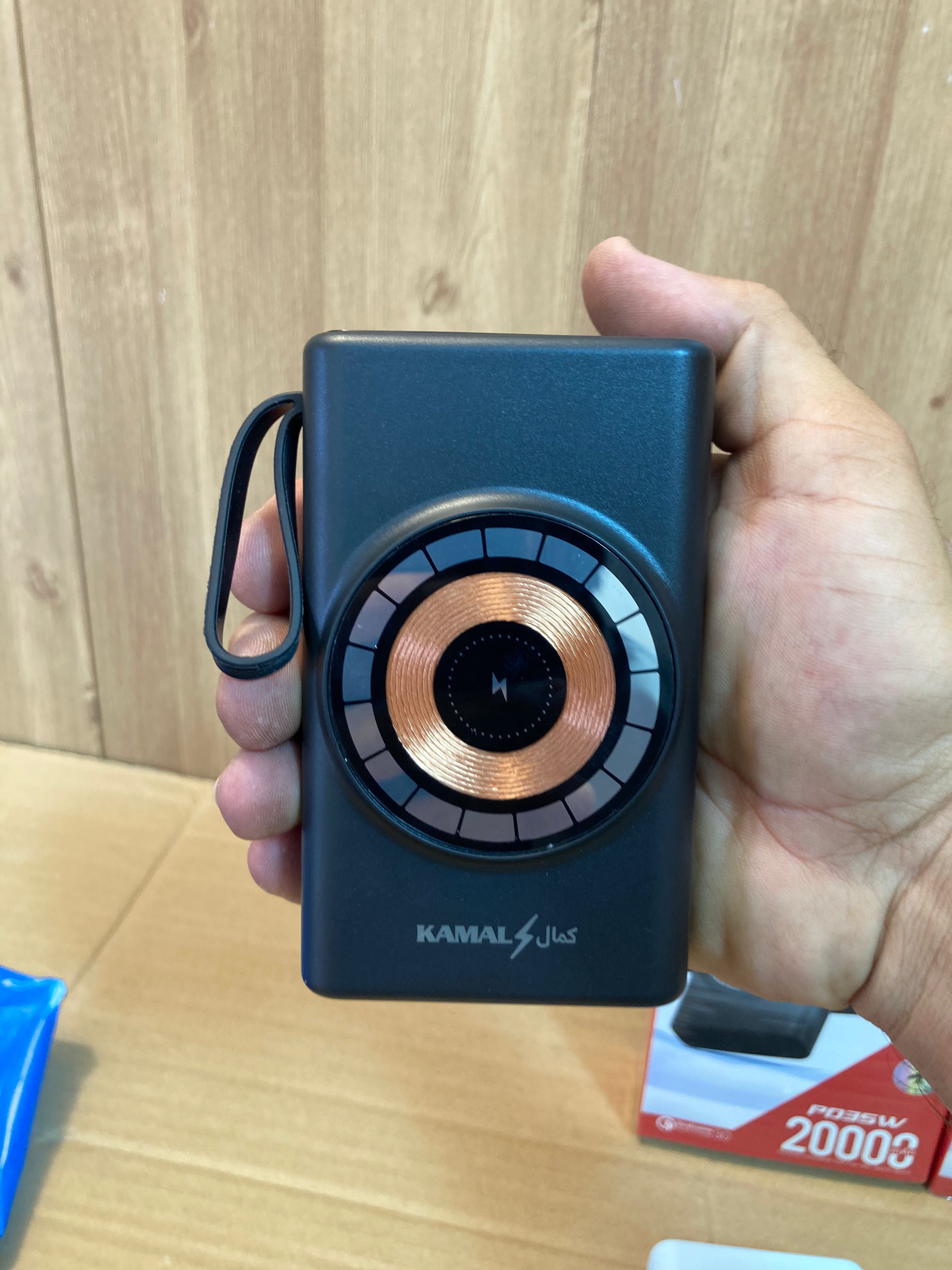 Kamal 20,000mAh Wireless & 3 Built-in Cables Power Bank 25W K25