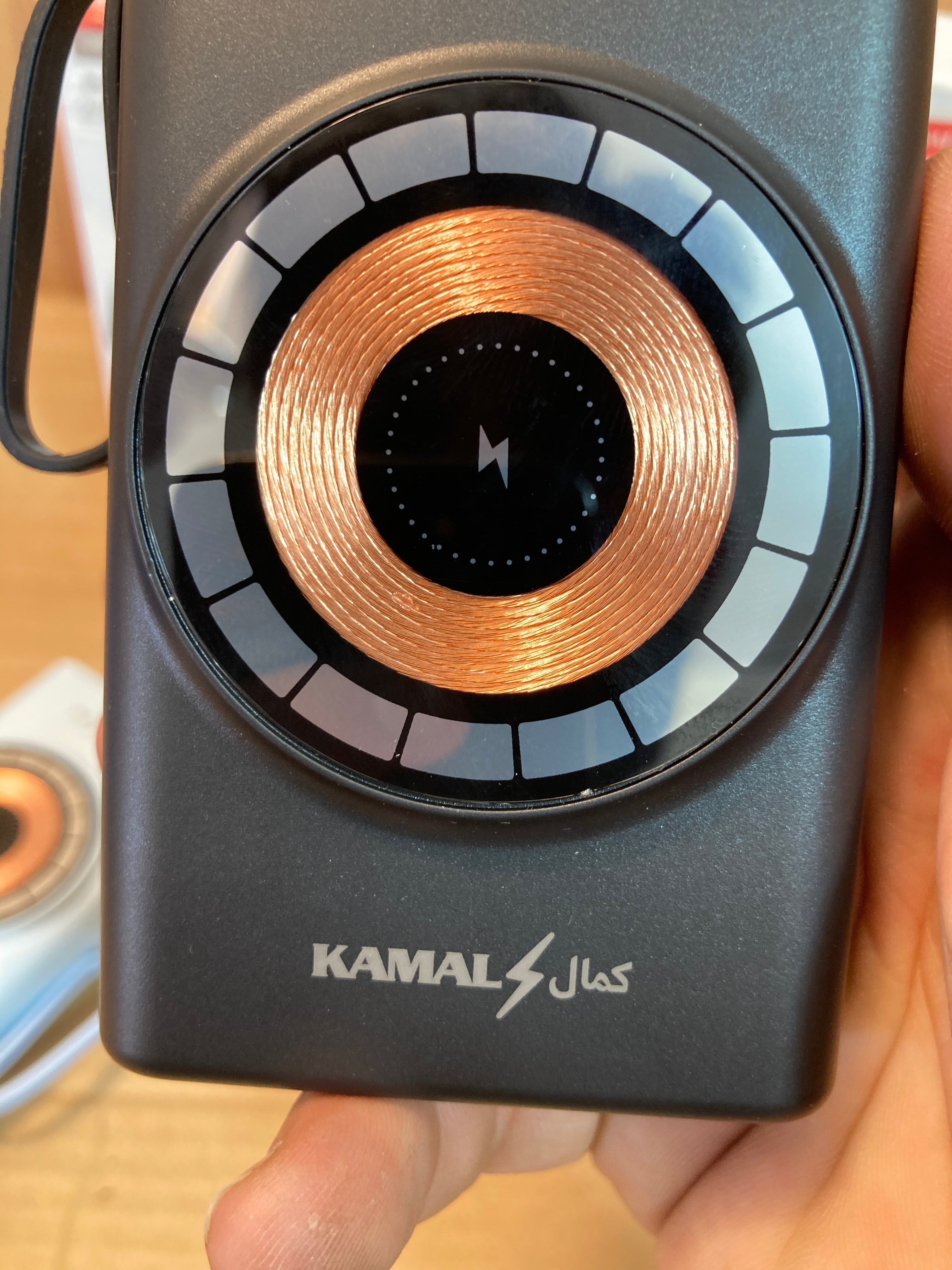 Kamal 20,000mAh Wireless & 3 Built-in Cables Power Bank 25W K25