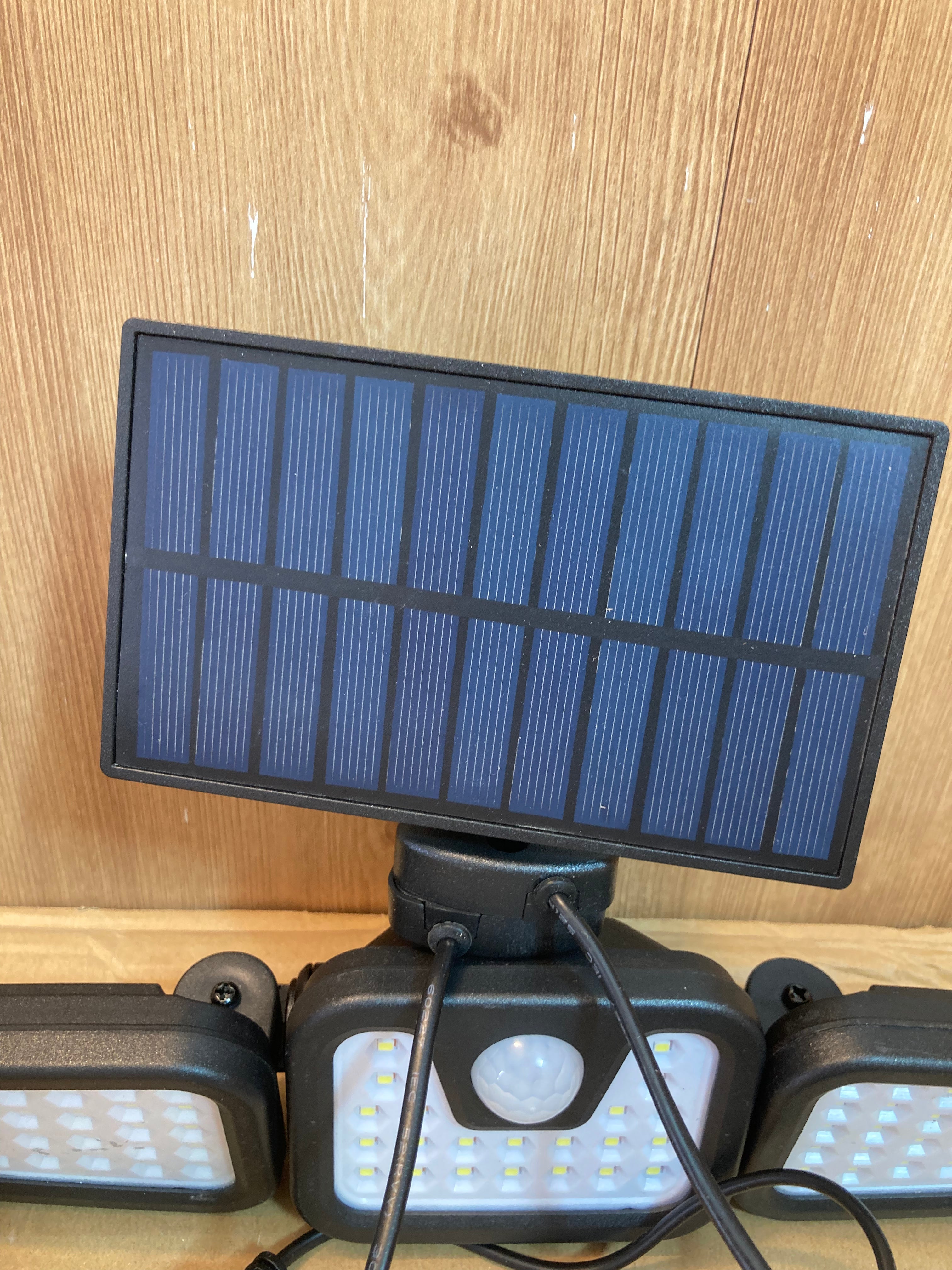 Adjustable Remote Control 3D Solar Light
