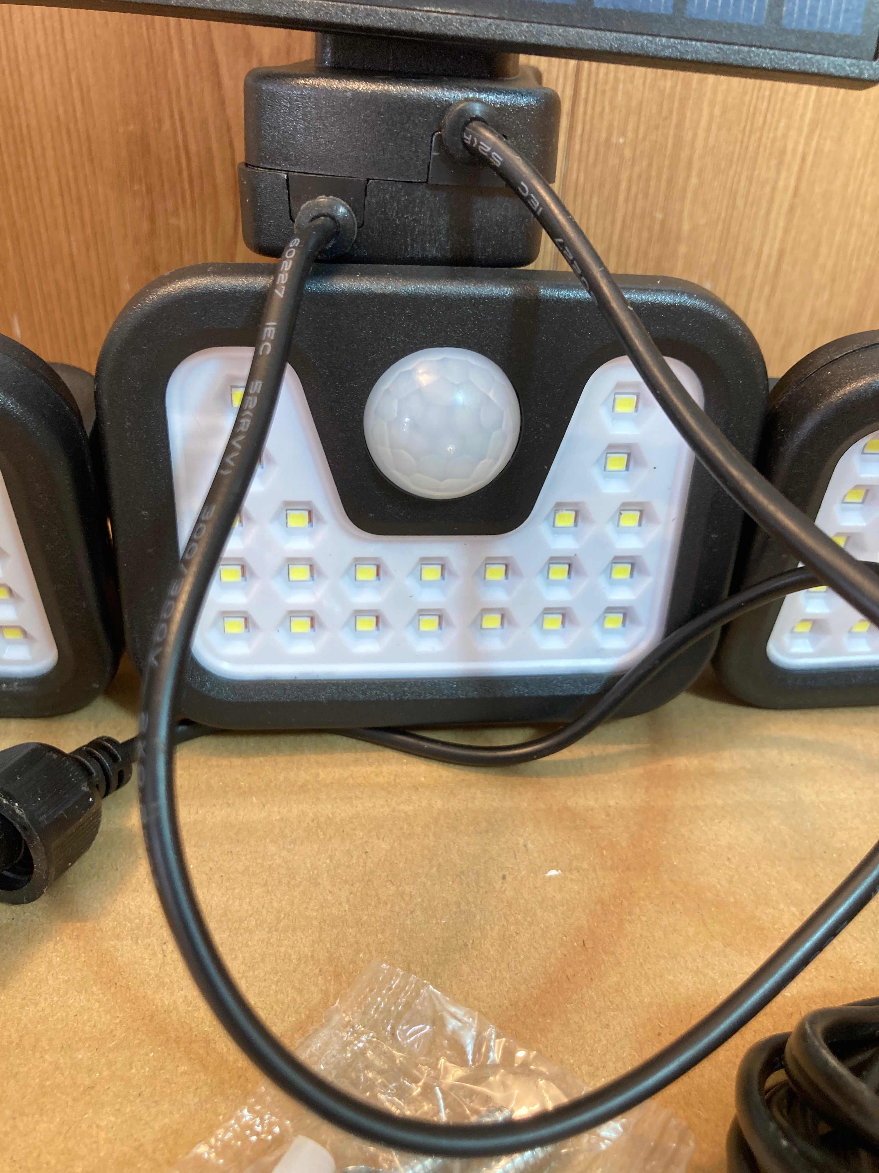 Adjustable Remote Control 3D Solar Light