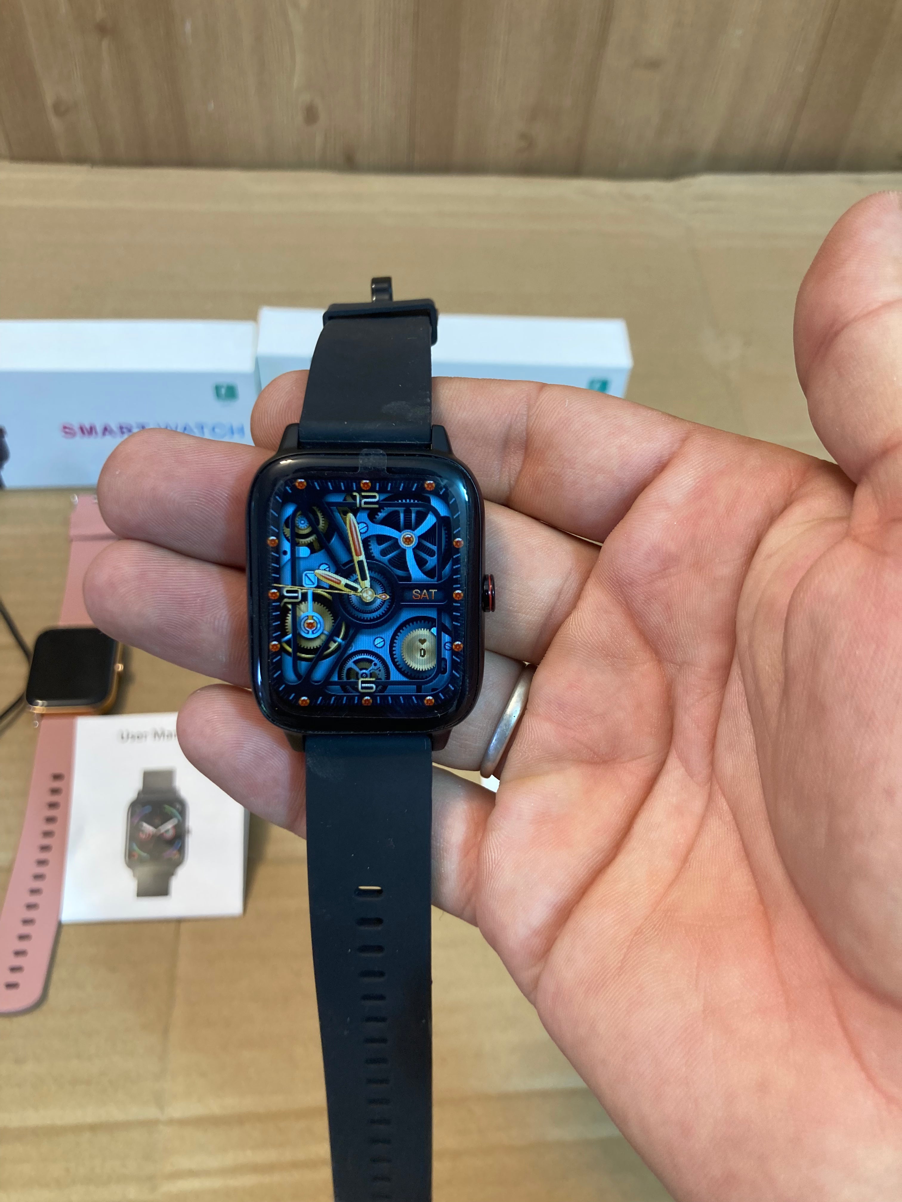 Amoled Display Waterproof Smartwatch