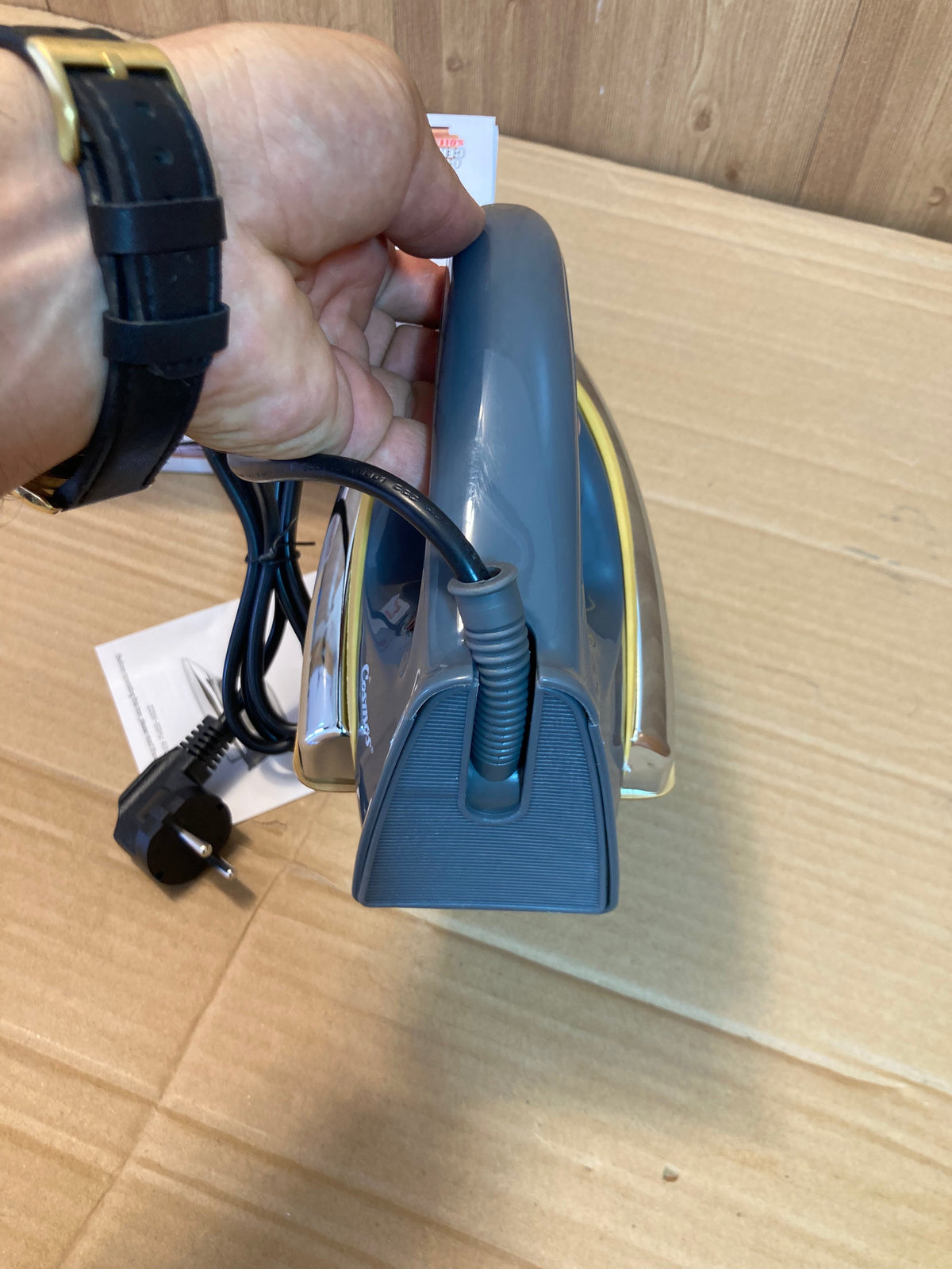 Cosmos Indonesia Lot Dry Iron 400W
