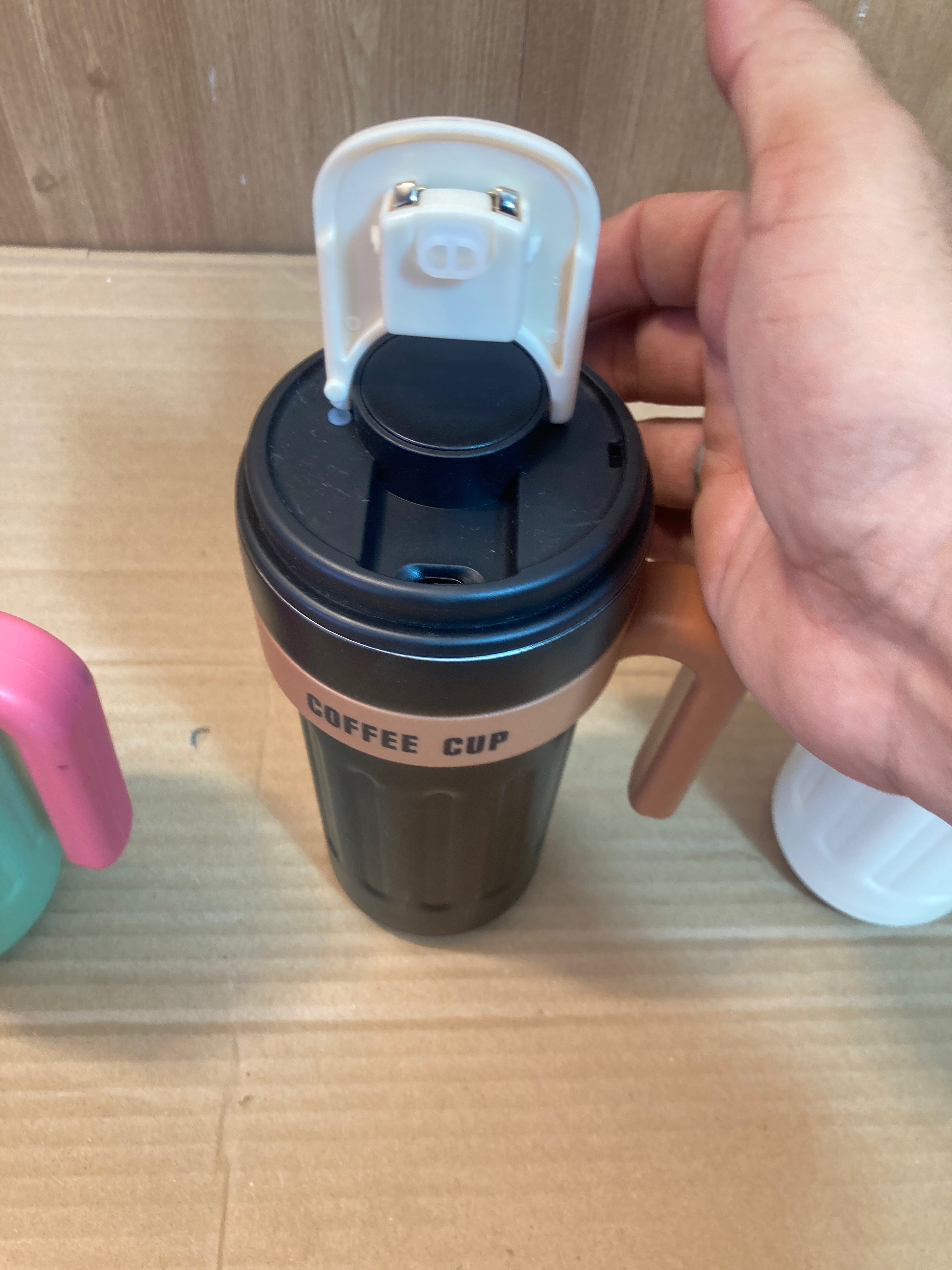 Stainless Steel Vacuum Coffee Mug/Tumbler With Temperature Sensor 650ml