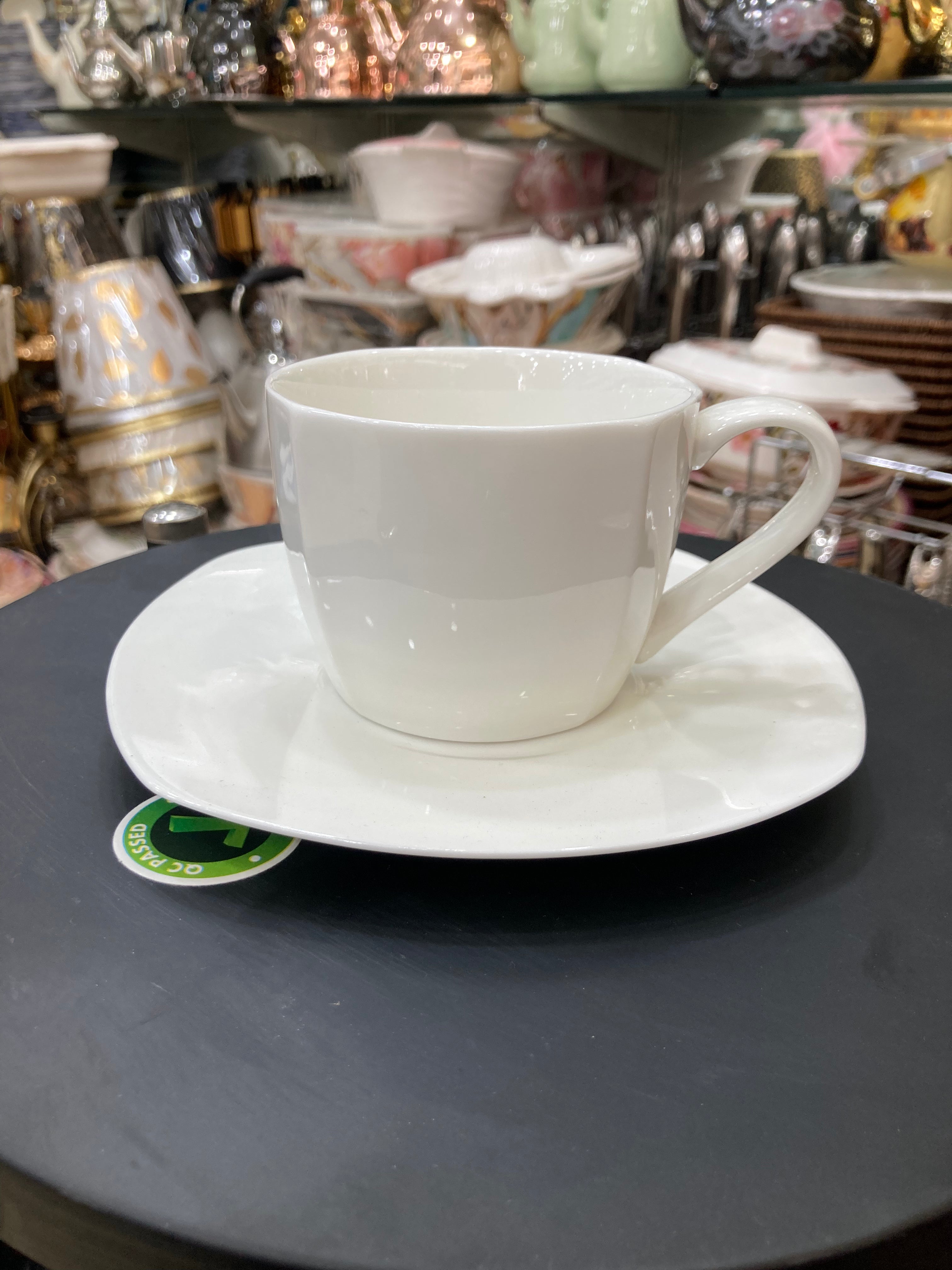 GGK Premium Quality Bone China Classic Collection 6pcs Tea Cup & Saucer Set