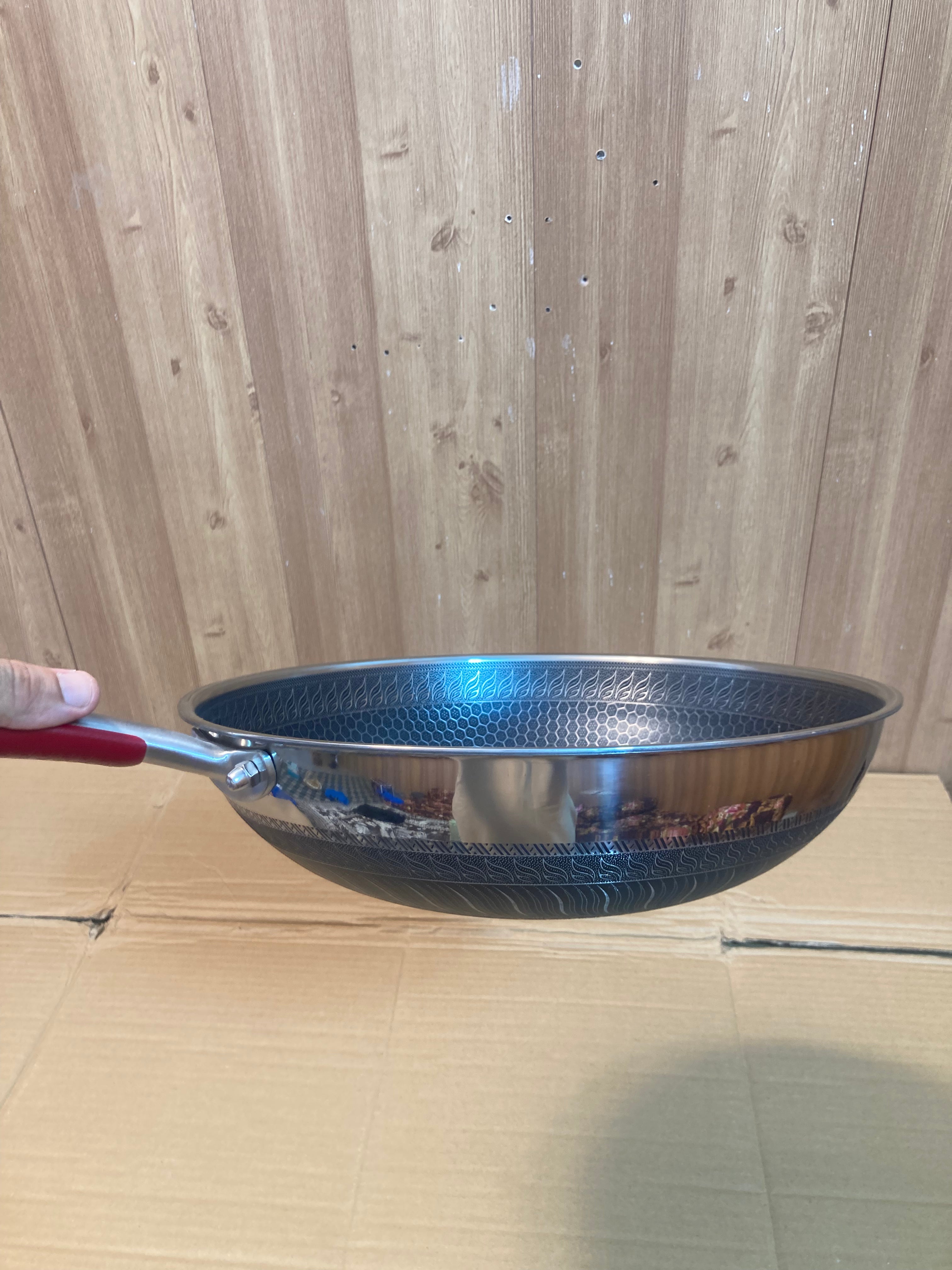 Double Laser Crafted HoneyComb Deep Pan Without Lid 34cm