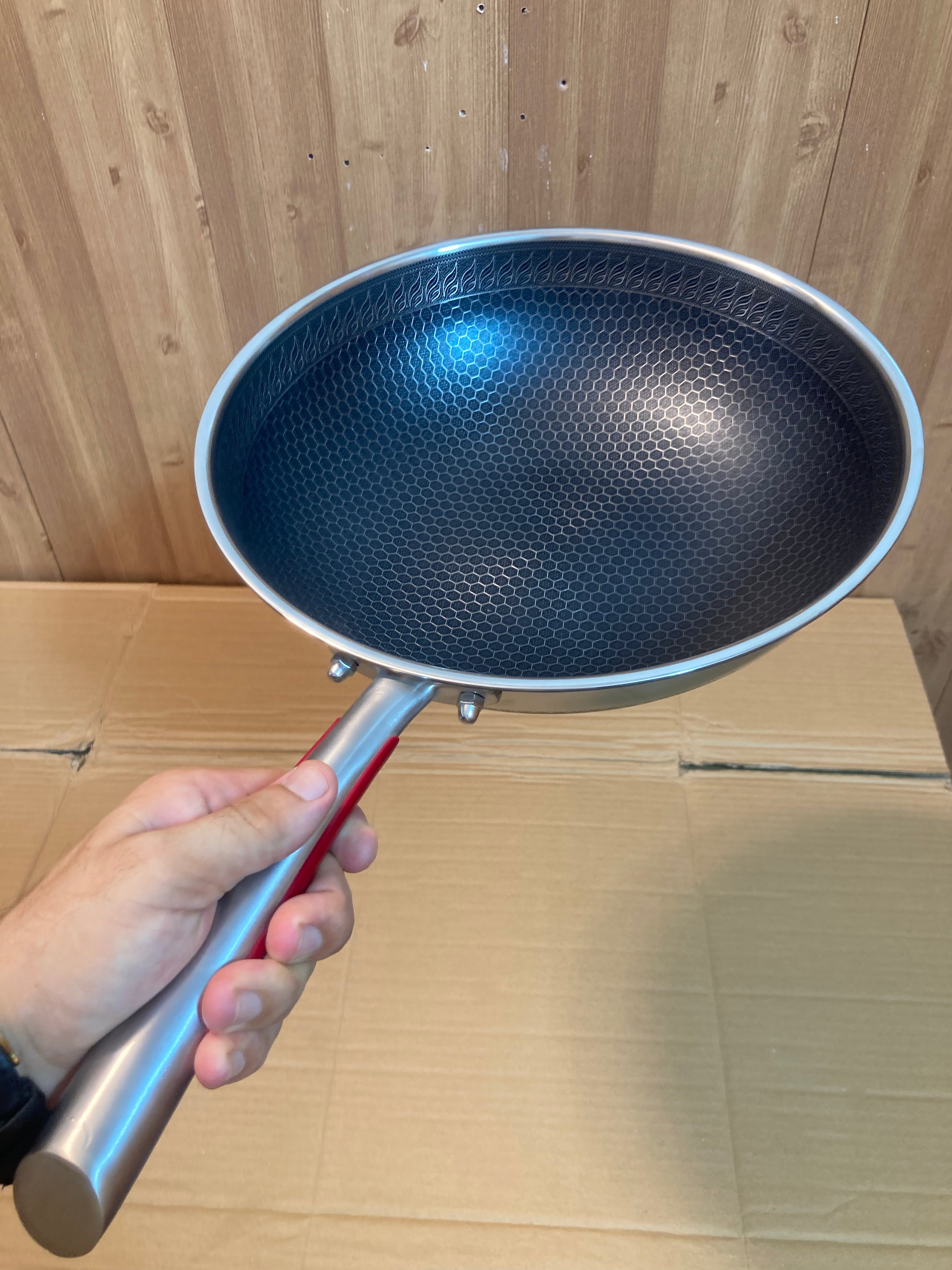 Double Laser Crafted HoneyComb Deep Pan Without Lid 34cm