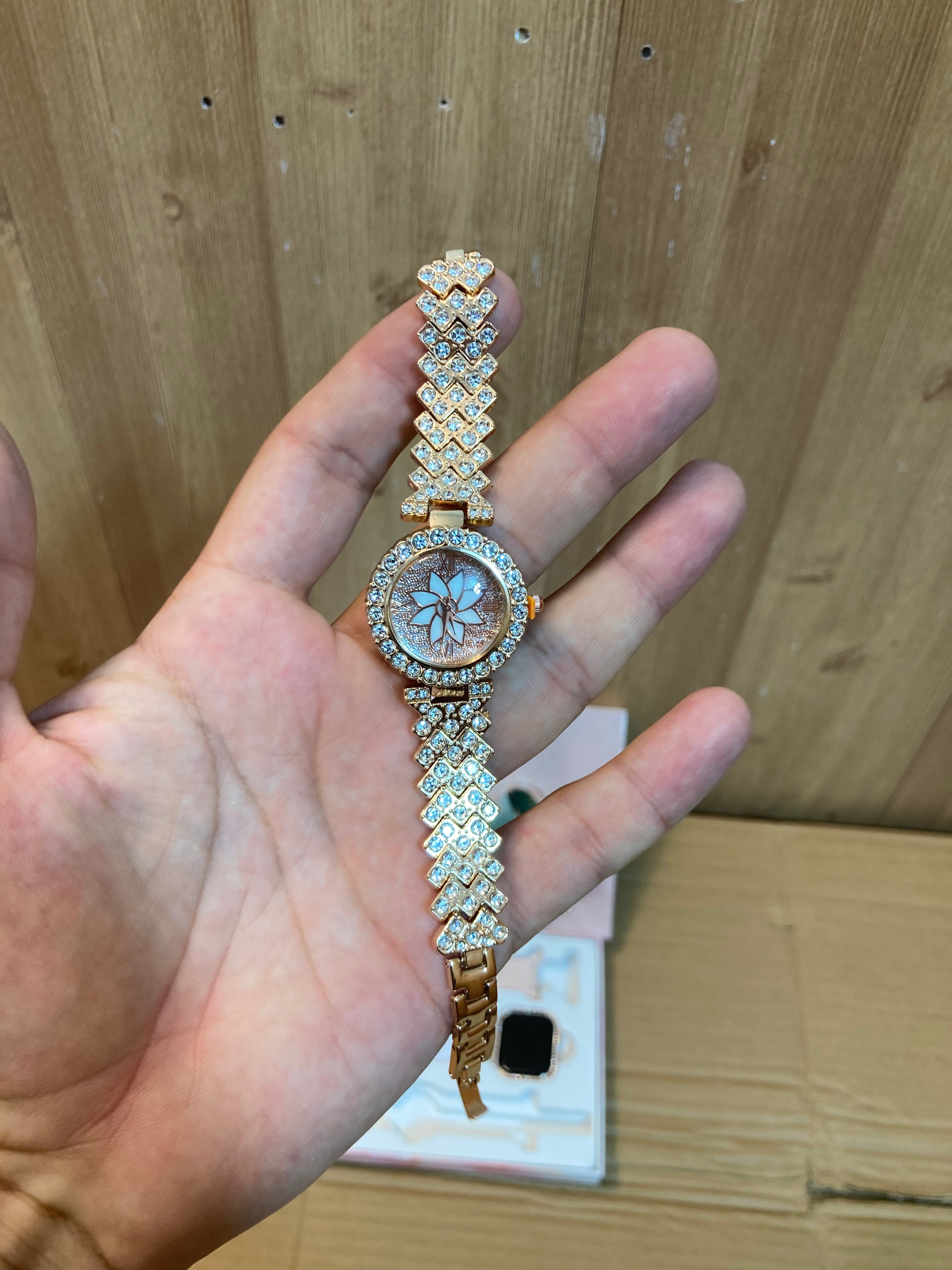 Ladies 2 in 1 Smartwatch ZW10