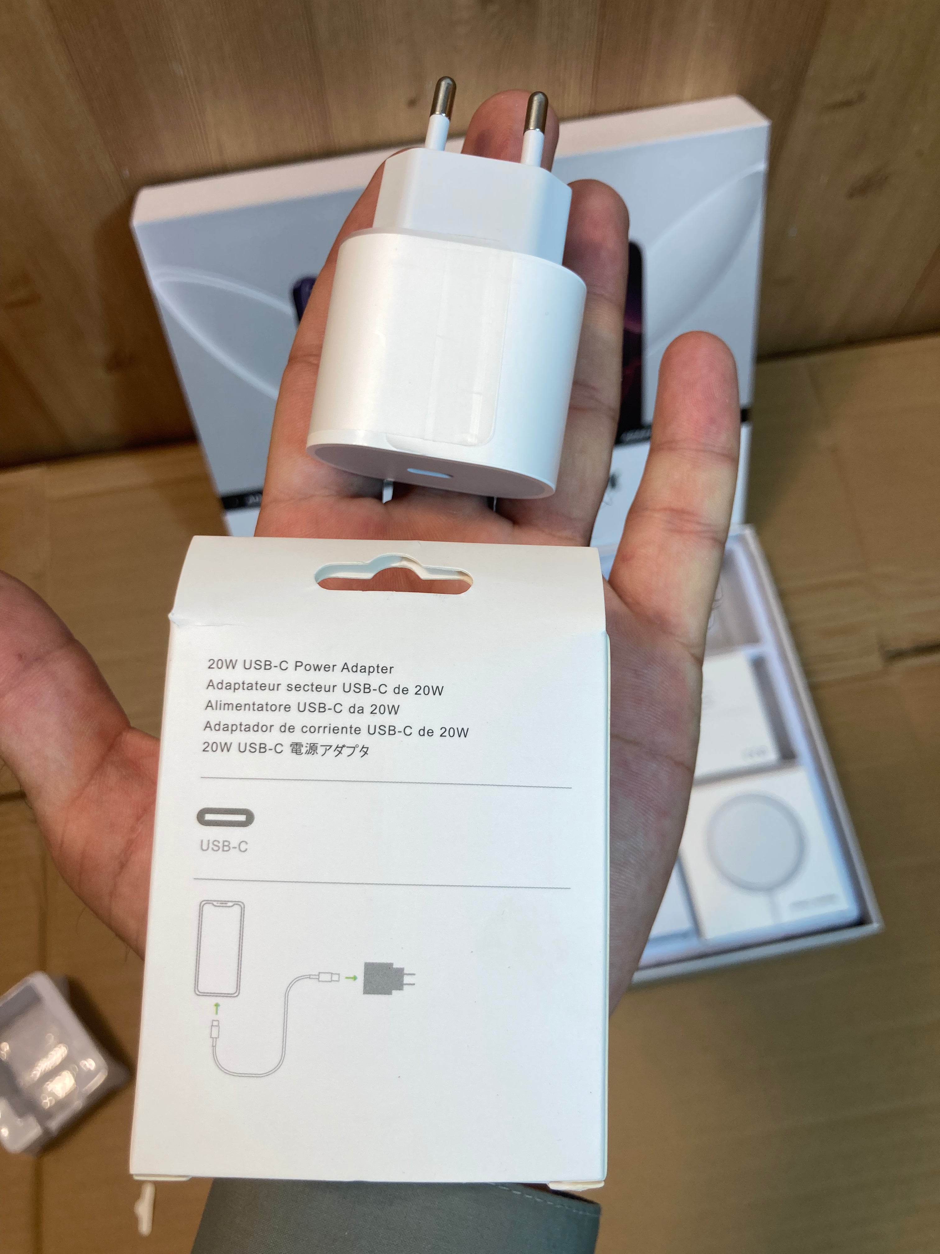 6 in 1 Mobile Accessories Gift Box