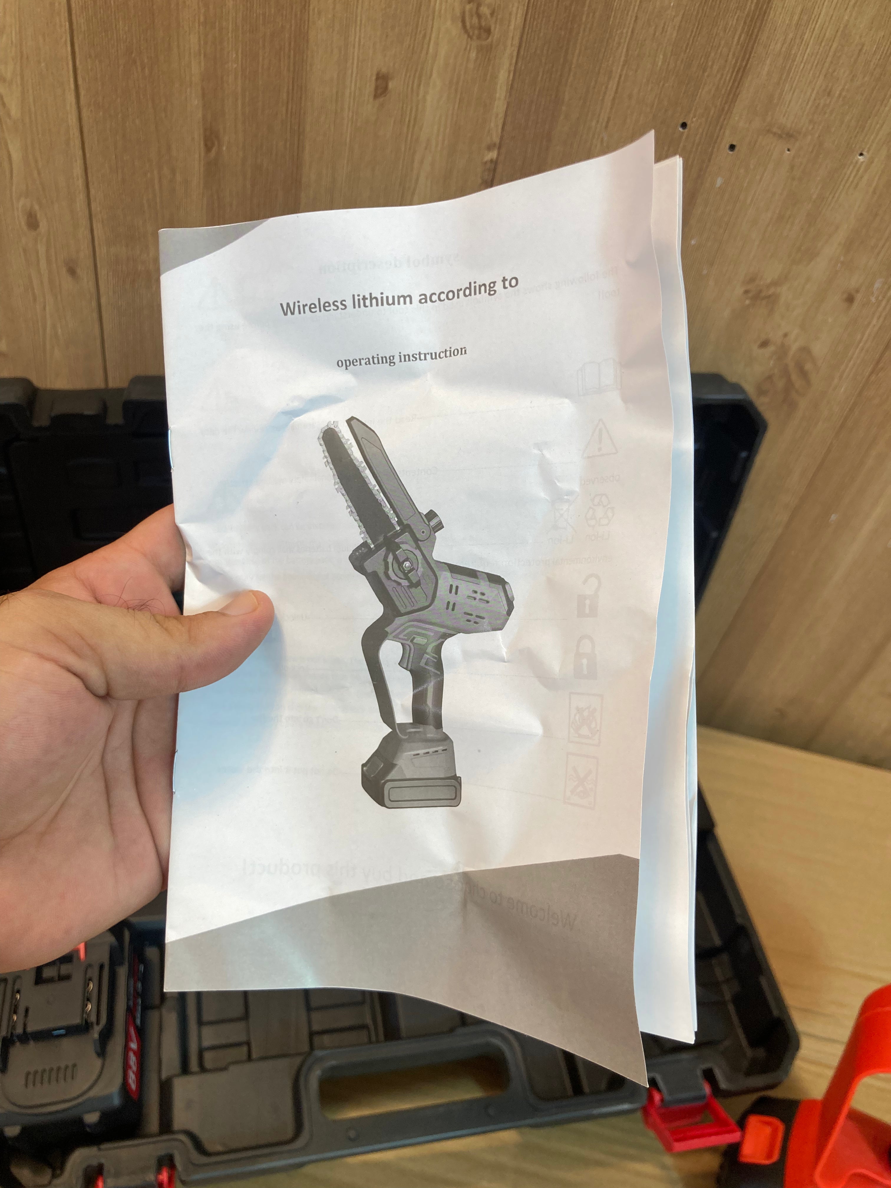 Lot Imported Rechargeable One Hand Digital Chainsaw with Double Batteries 8 Inch