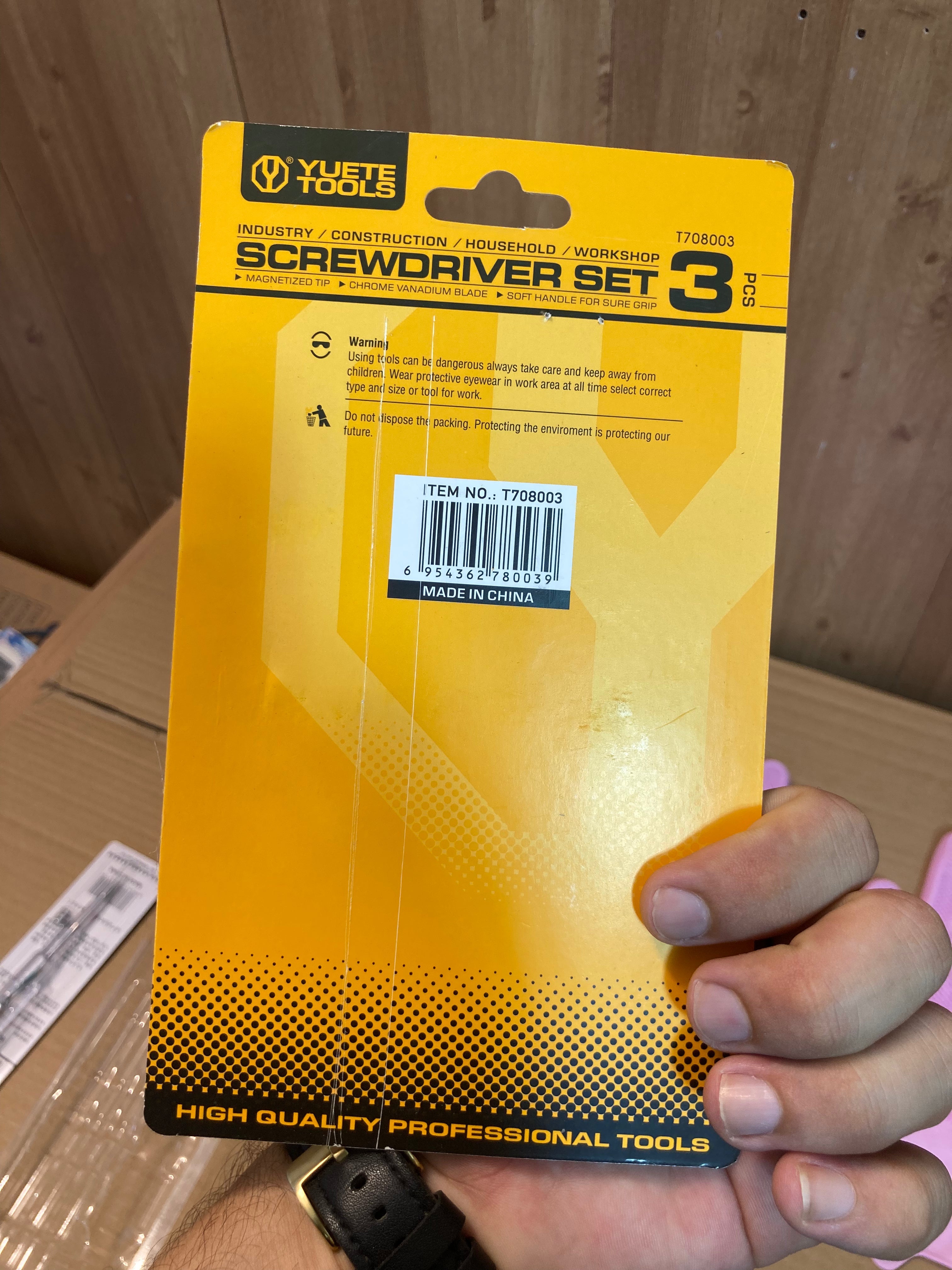 Ultimate Home Essentials Combo – Hand Saw, Silicone Gloves, Screwdriver Set, Drying Wire & Electrical Tester