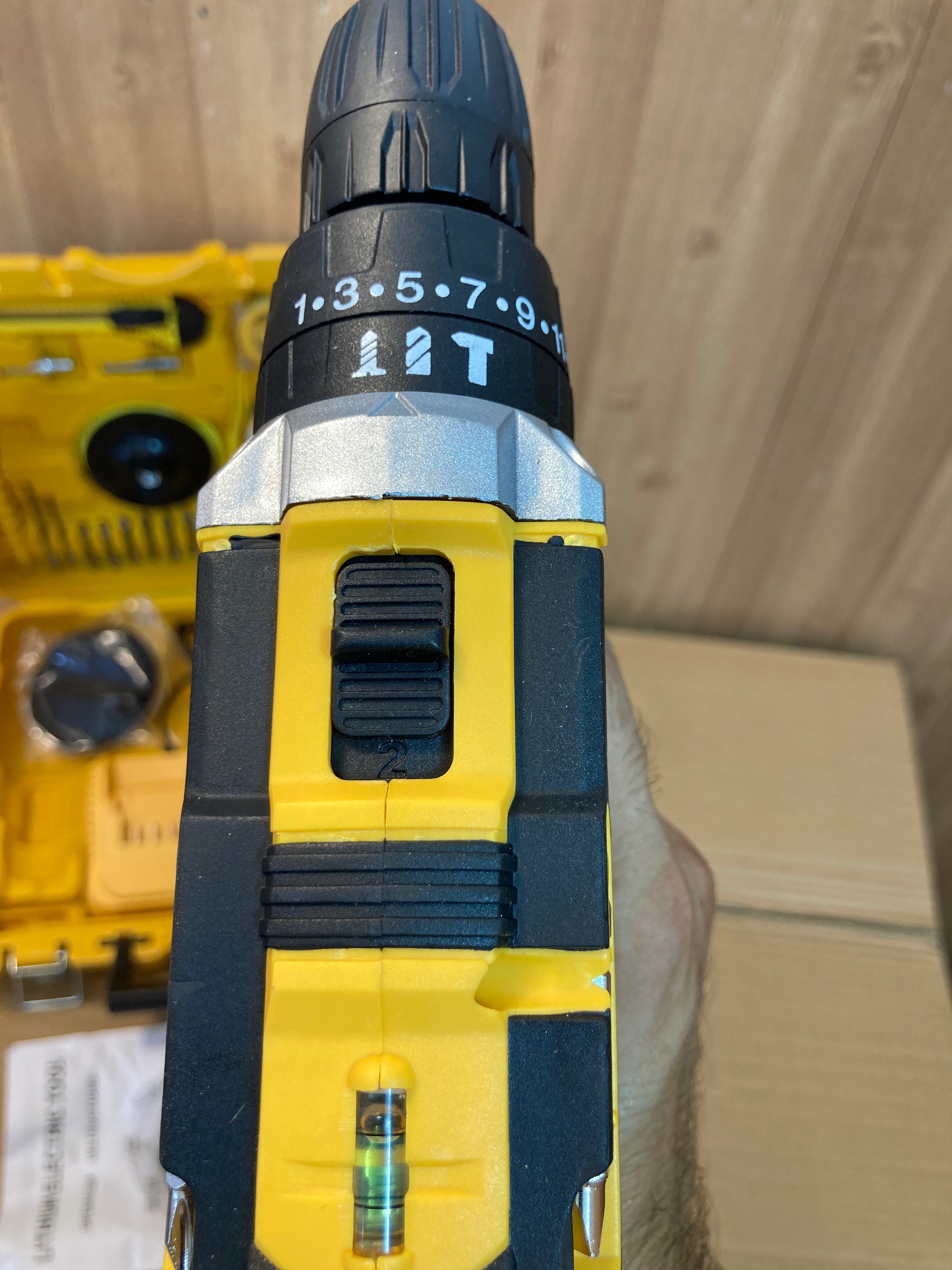 DeWALT 48V Cordless Drill Machine Set with Polishing Foam