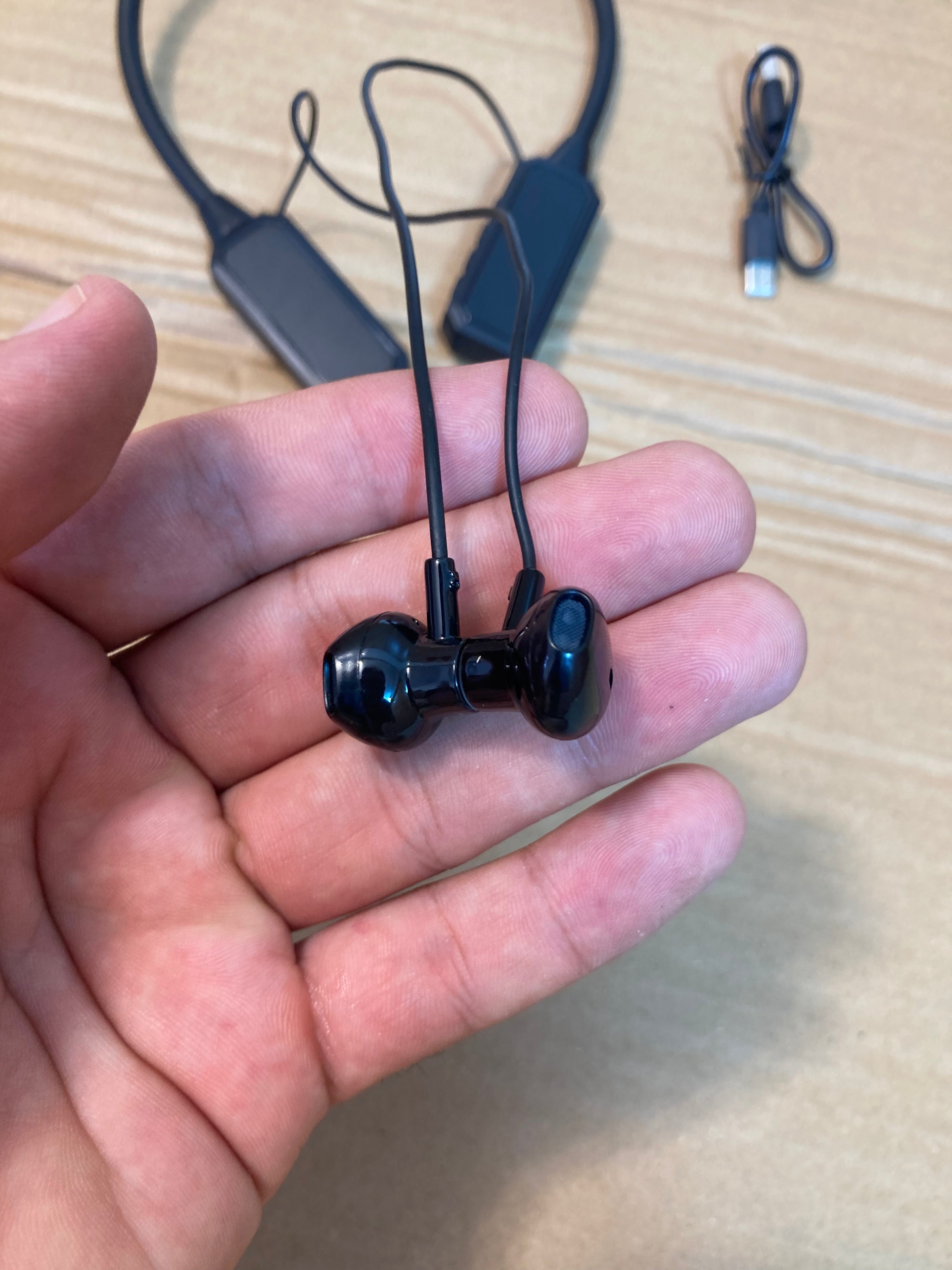 Kamal 5.3 Bluetooth Wireless Neckband - Earphones KNB 01