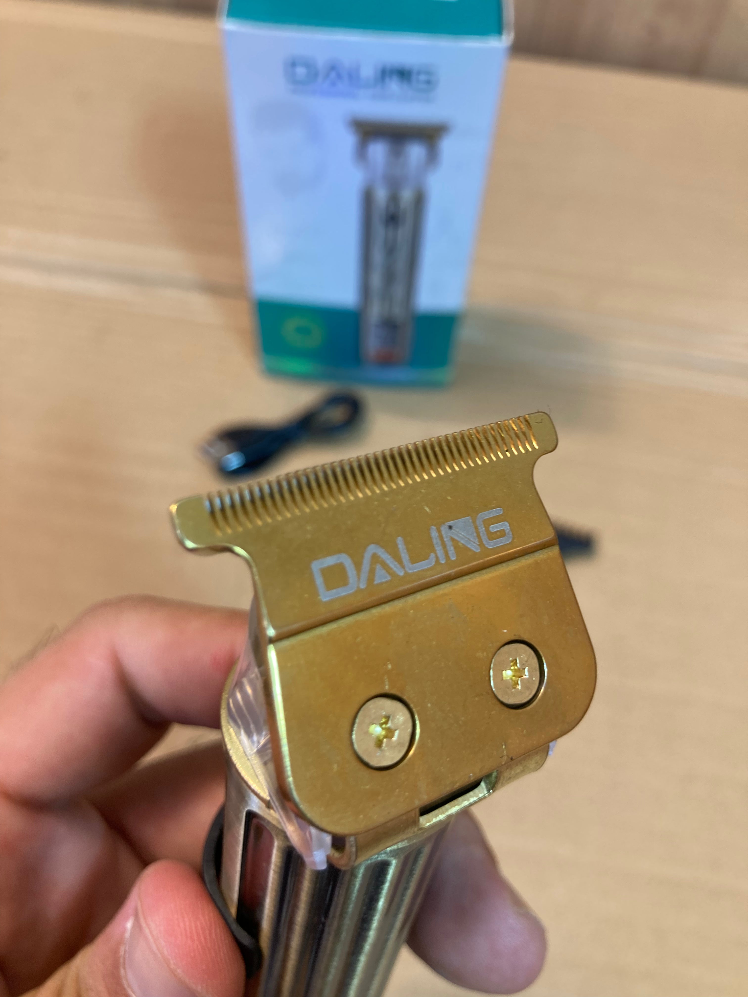 Daling Professional Digital Hair Clipper