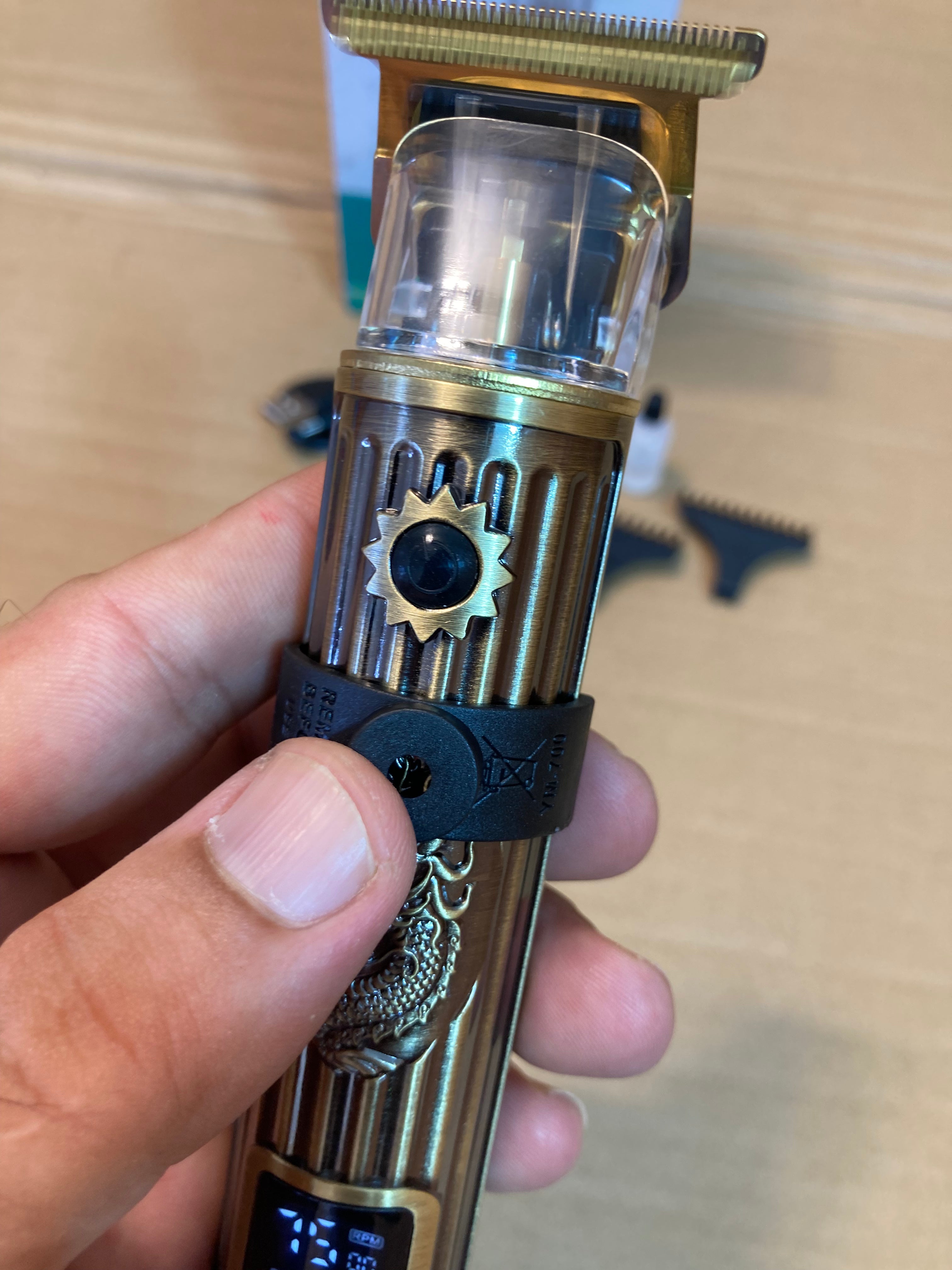 Daling Professional Digital Hair Clipper