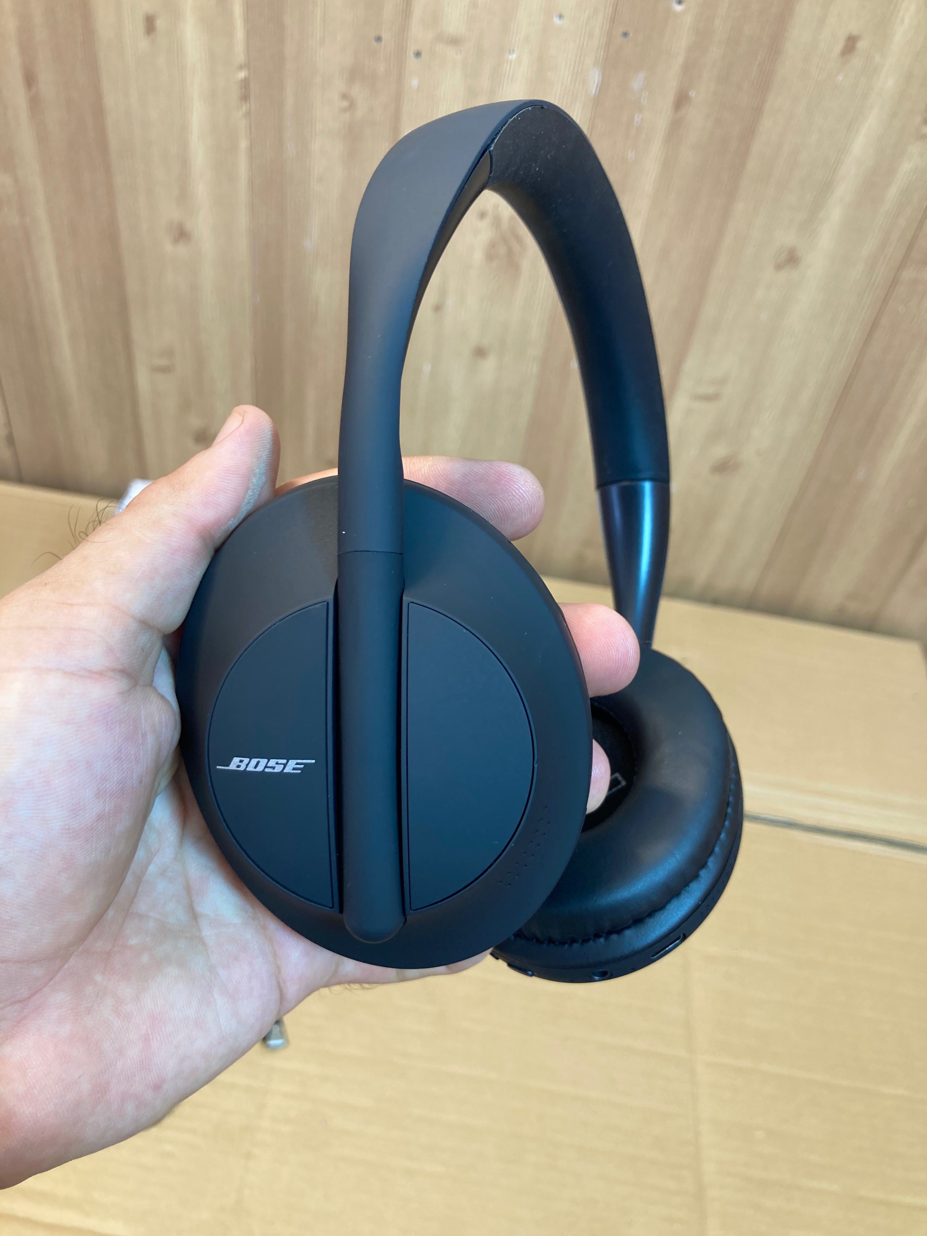 Bose 700 Noise Cancellation Headphones