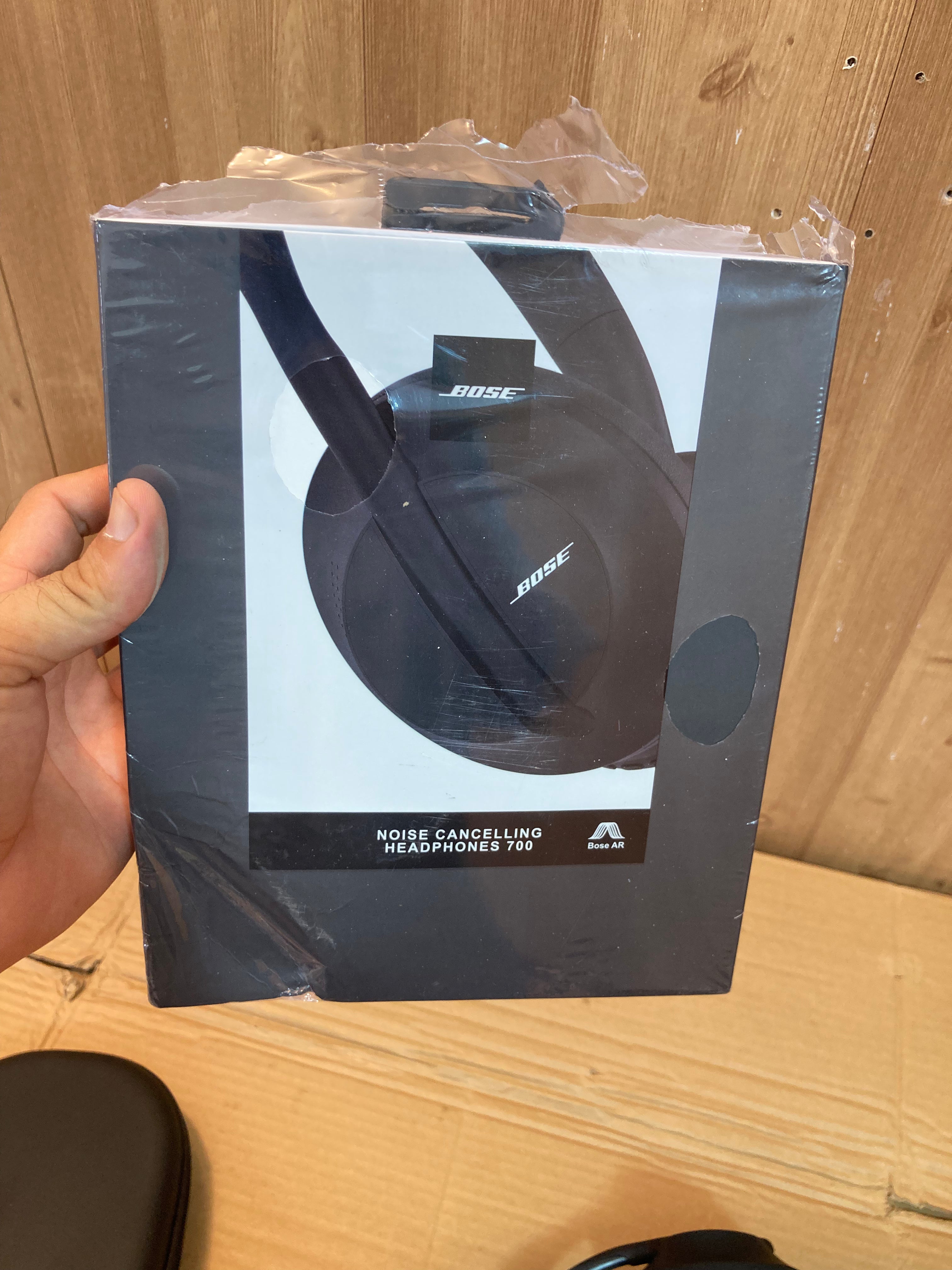 Bose 700 Noise Cancellation Headphones