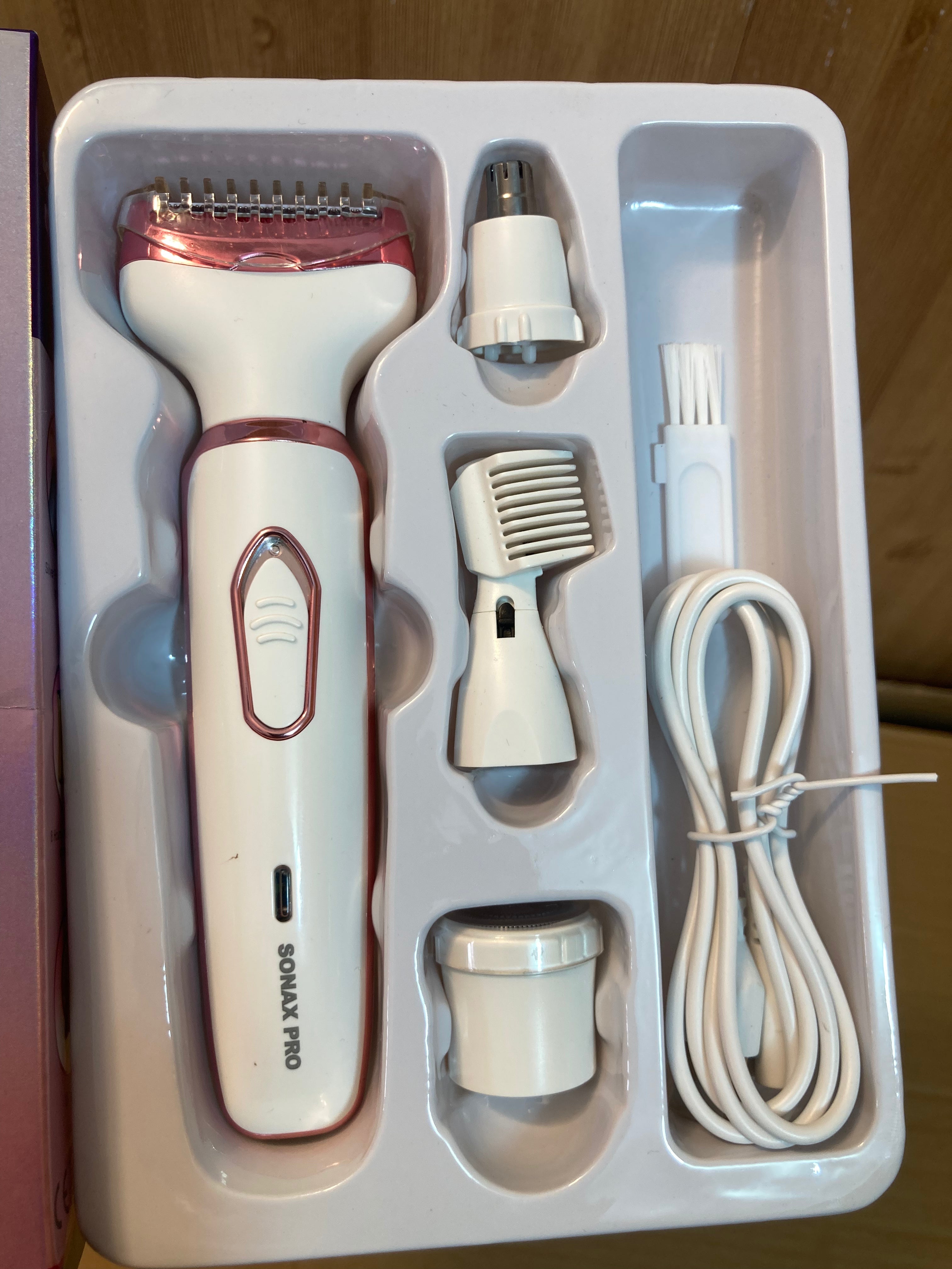 Sonax Pro 4 in 1 Ladies Shaver Beauty Kit SN-8666