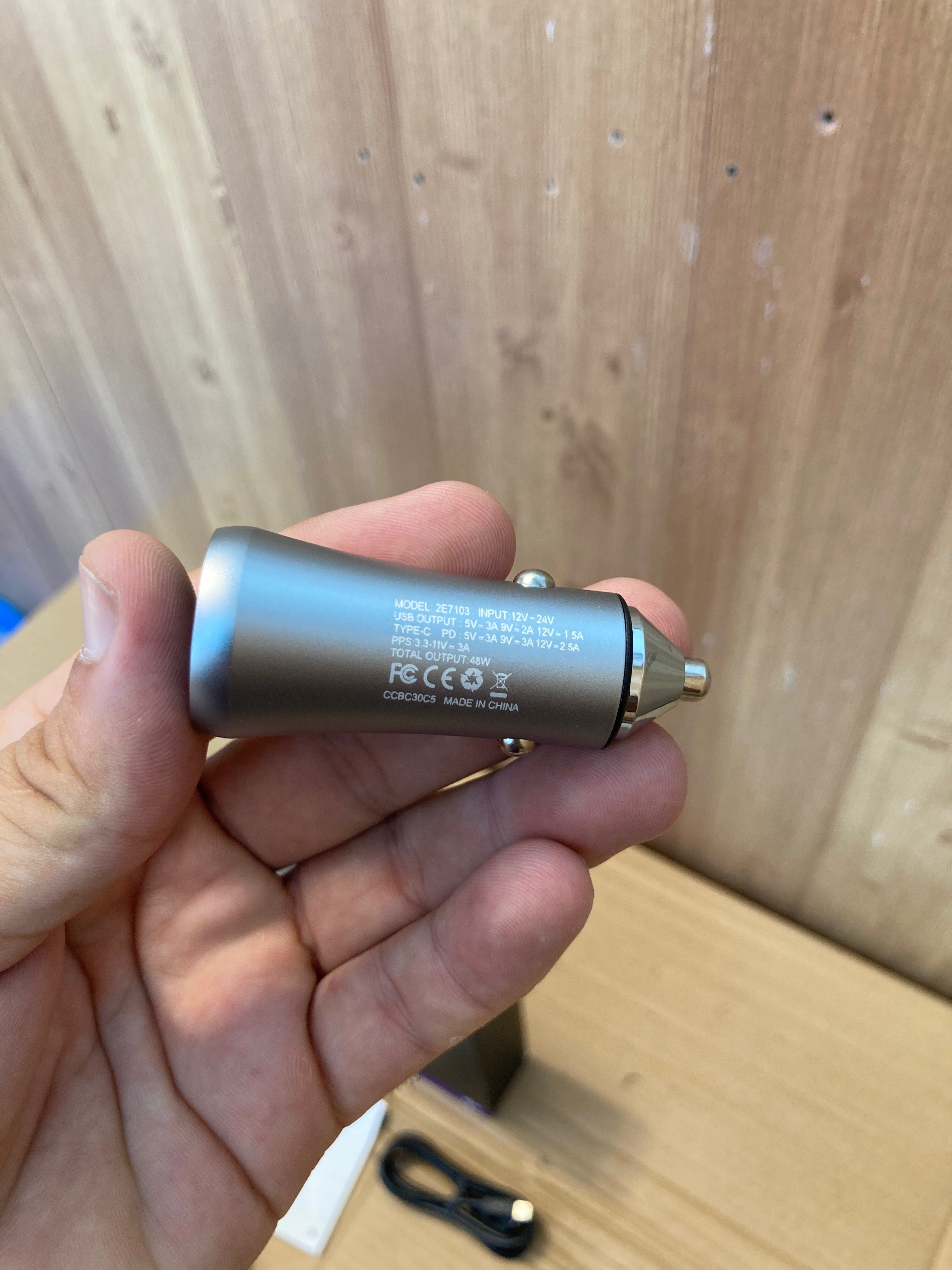 LISEN Wireless Magnetic Car Charger with Cooling Fan