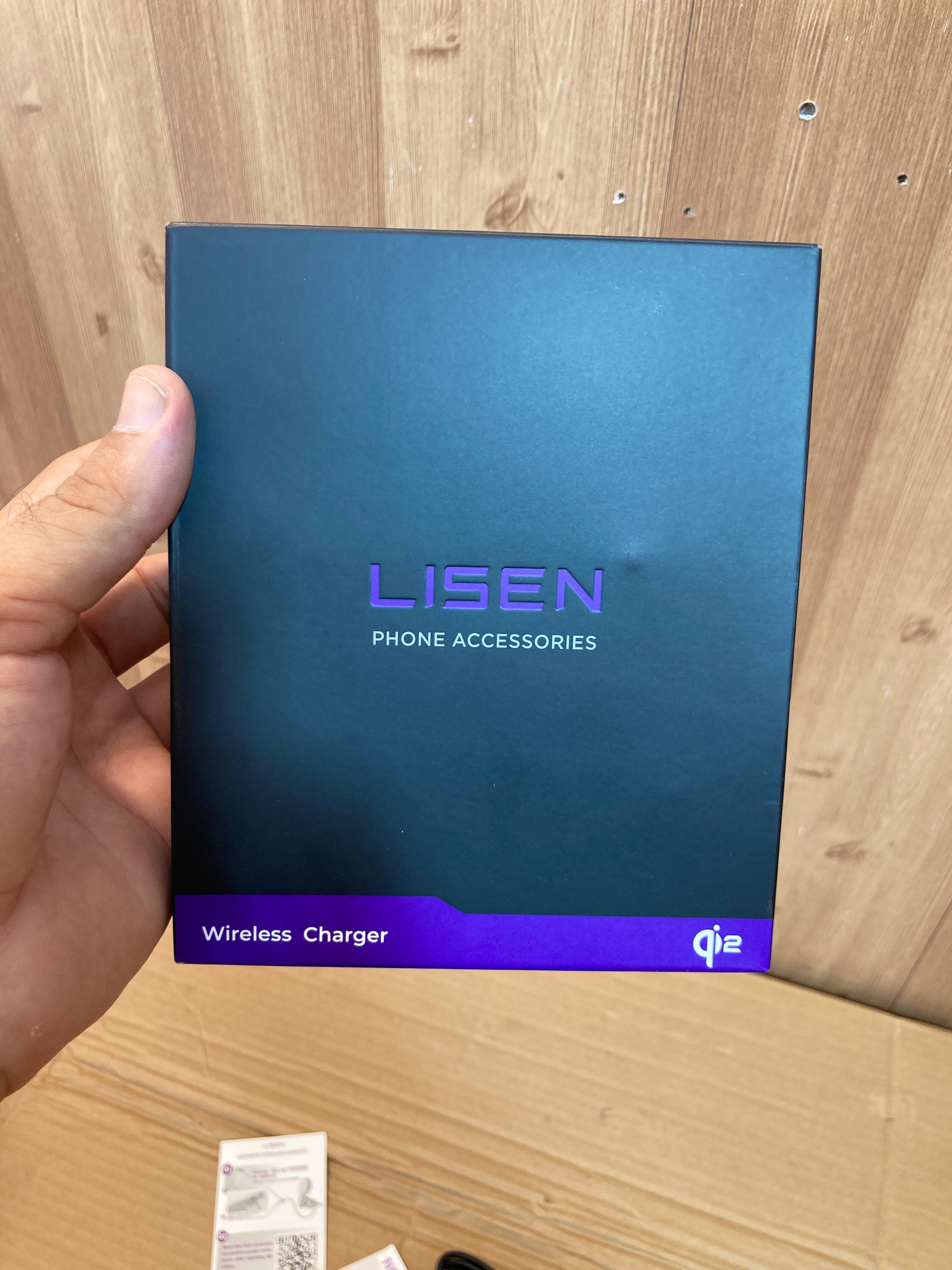 LISEN Wireless Magnetic Car Charger with Cooling Fan