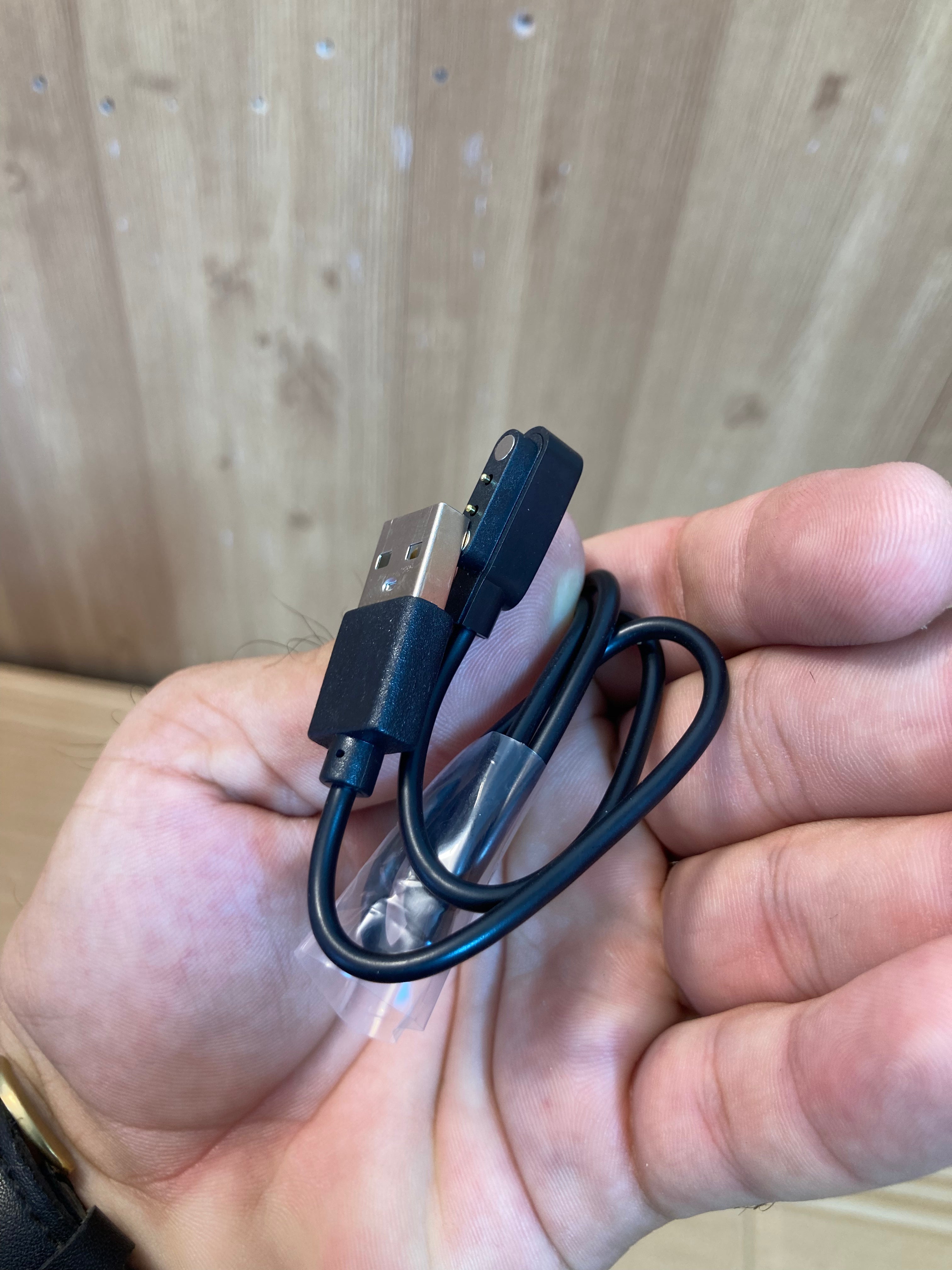 H80 SmartWatch Touch Screen & Water Resistant