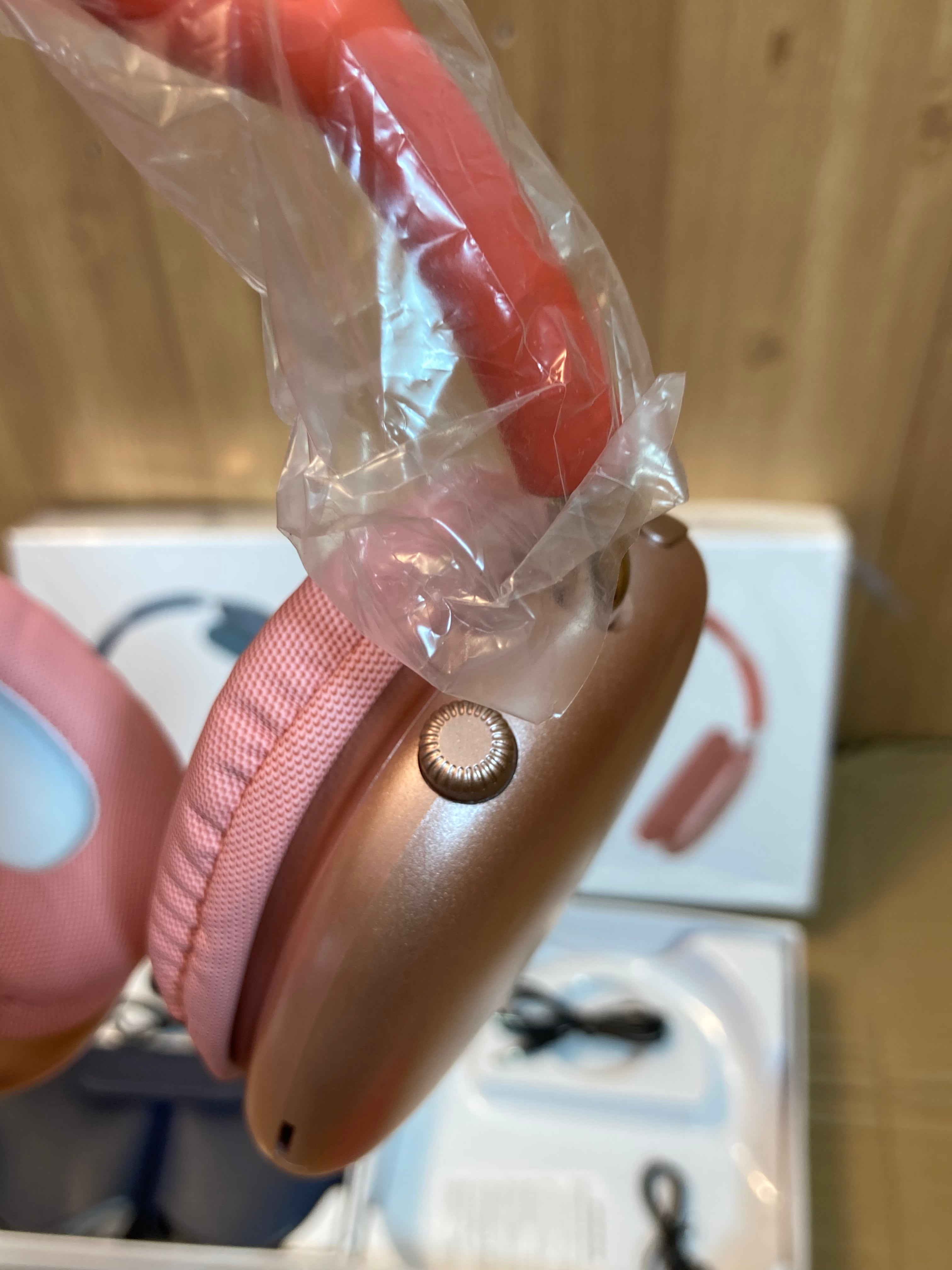 Apple AirPods Max Wireless Bluetooth Headphones With Case