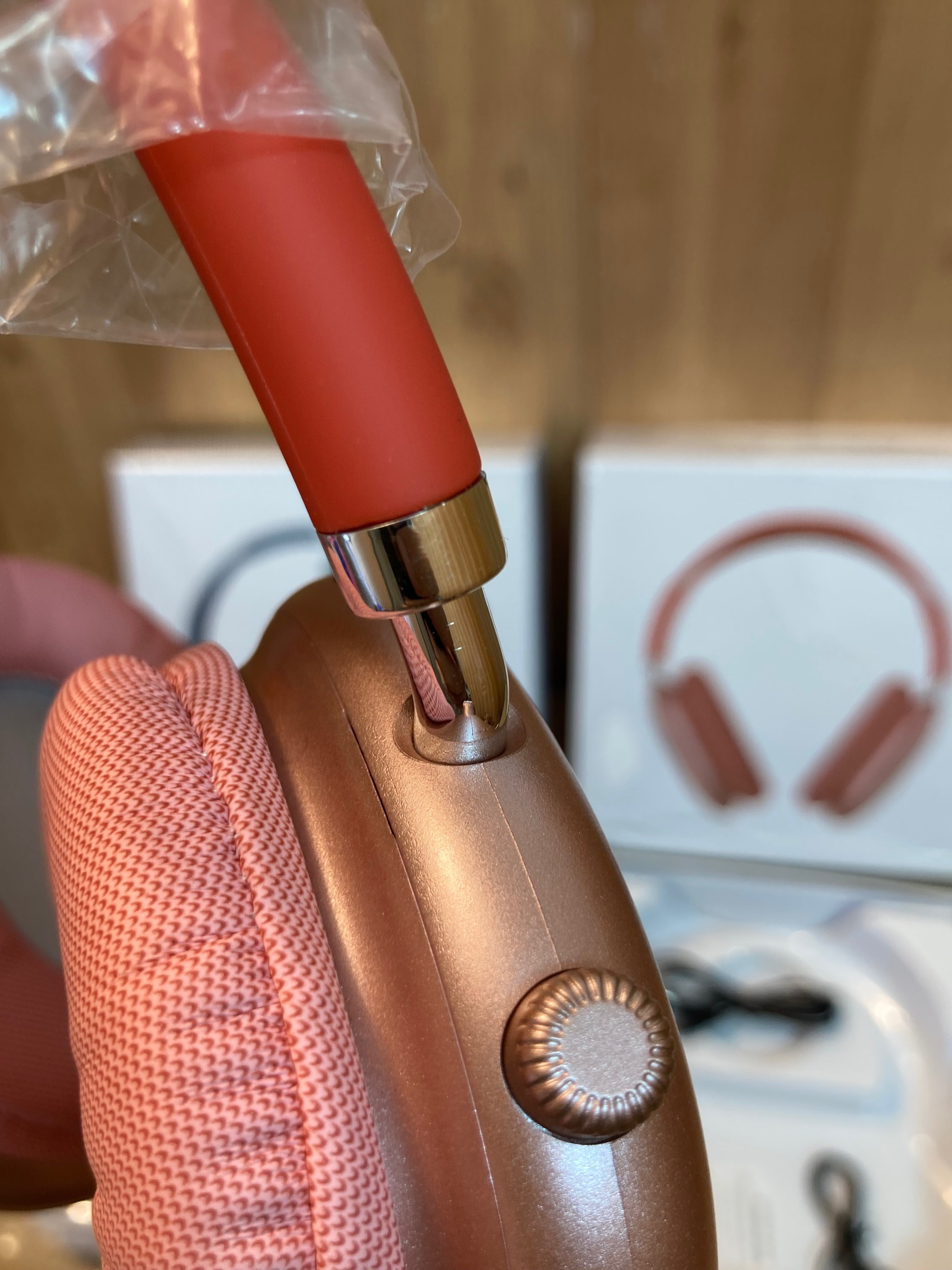 Apple AirPods Max Wireless Bluetooth Headphones With Case