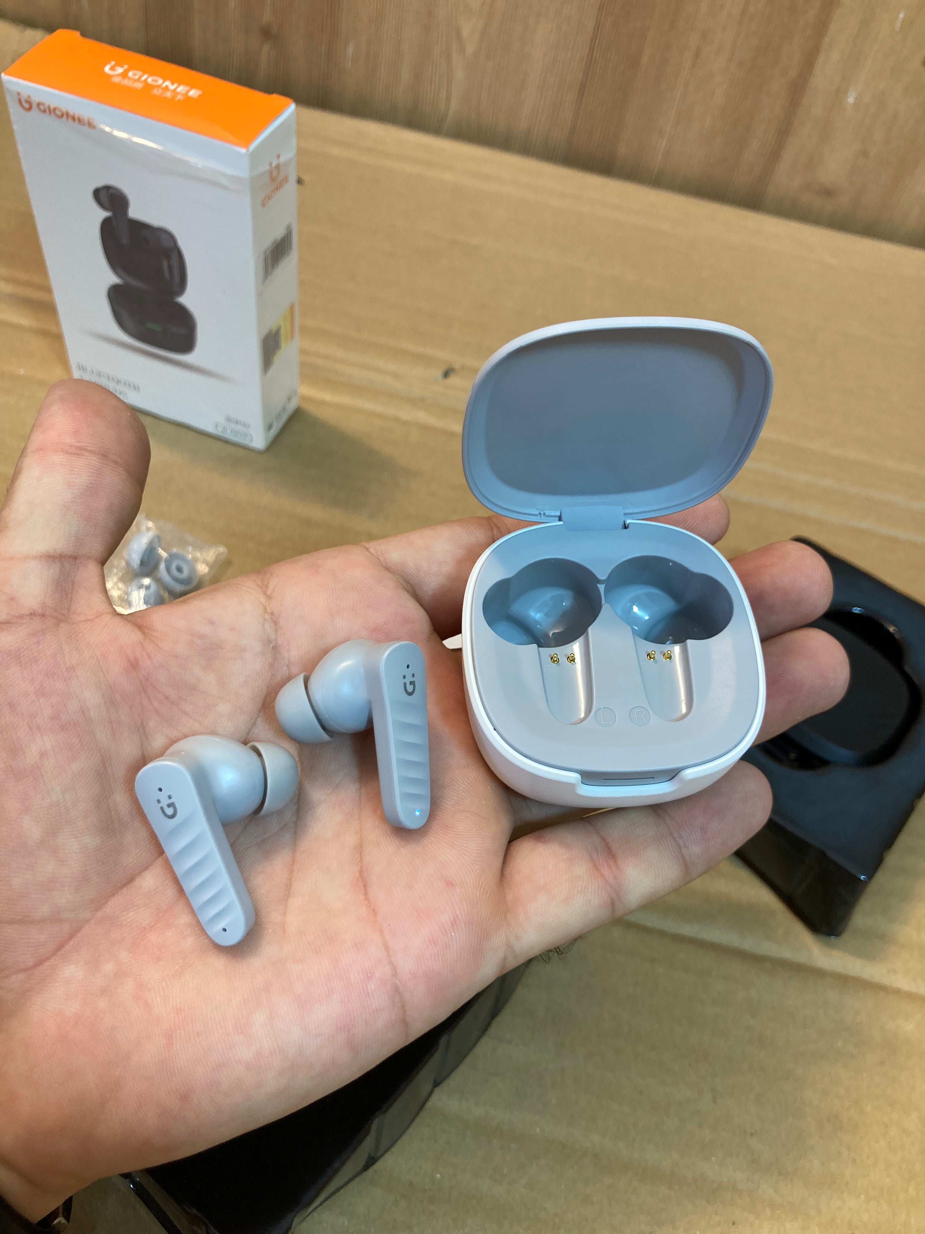 GIONEE Original Premium Quality Sound AirPods-Earbuds - Imported