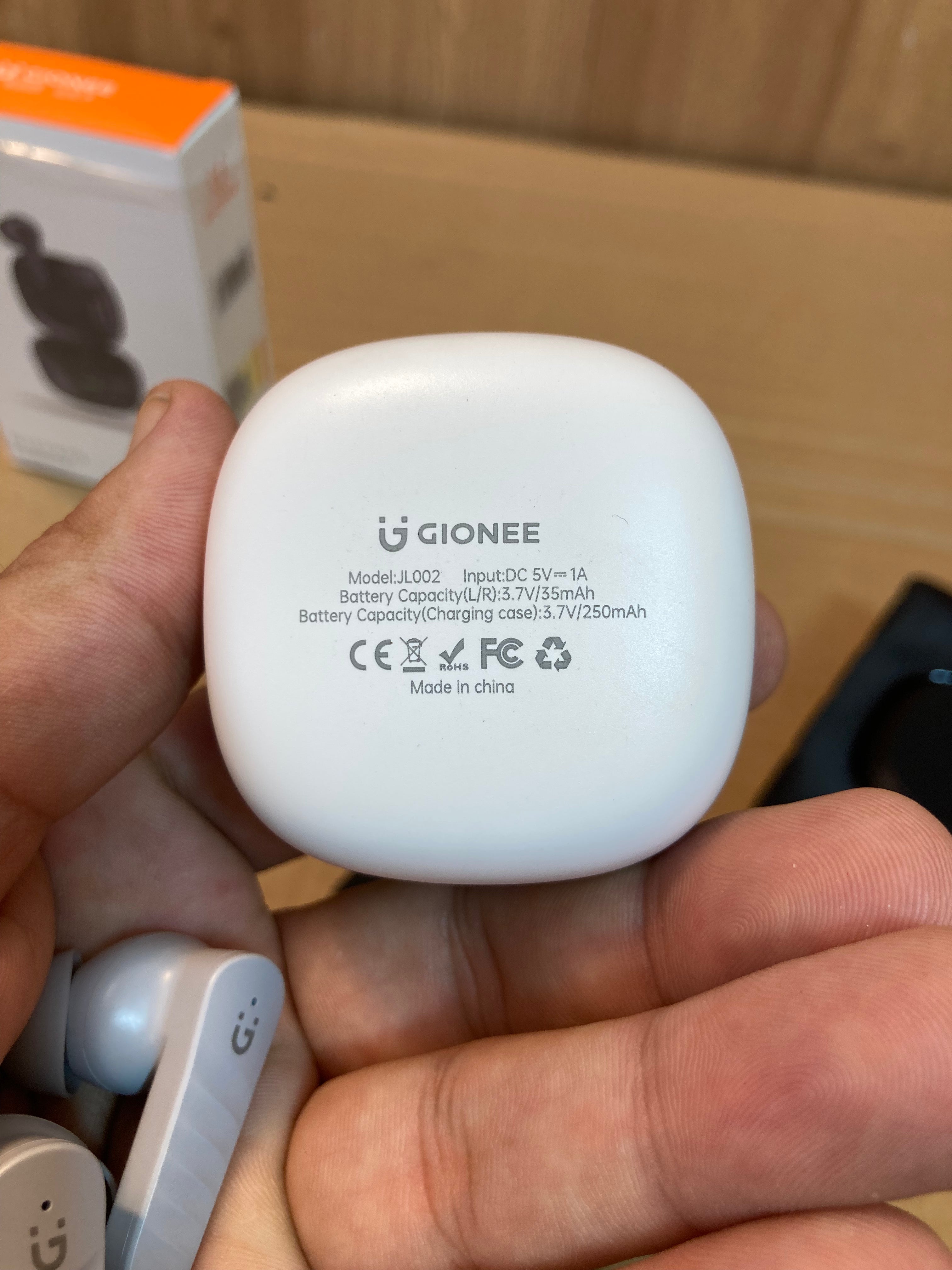 GIONEE Original Premium Quality Sound AirPods-Earbuds - Imported