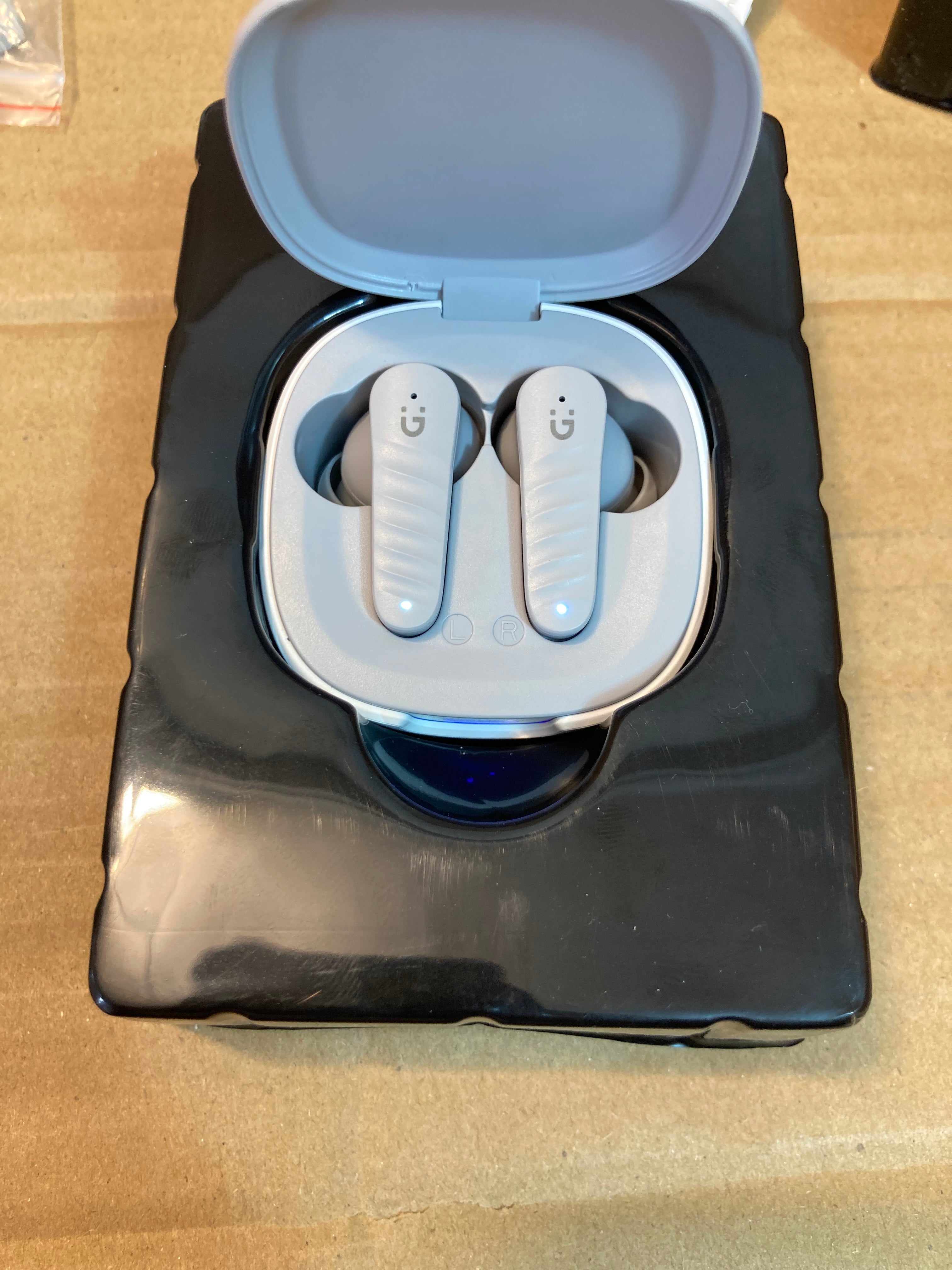 GIONEE Original Premium Quality Sound AirPods-Earbuds - Imported
