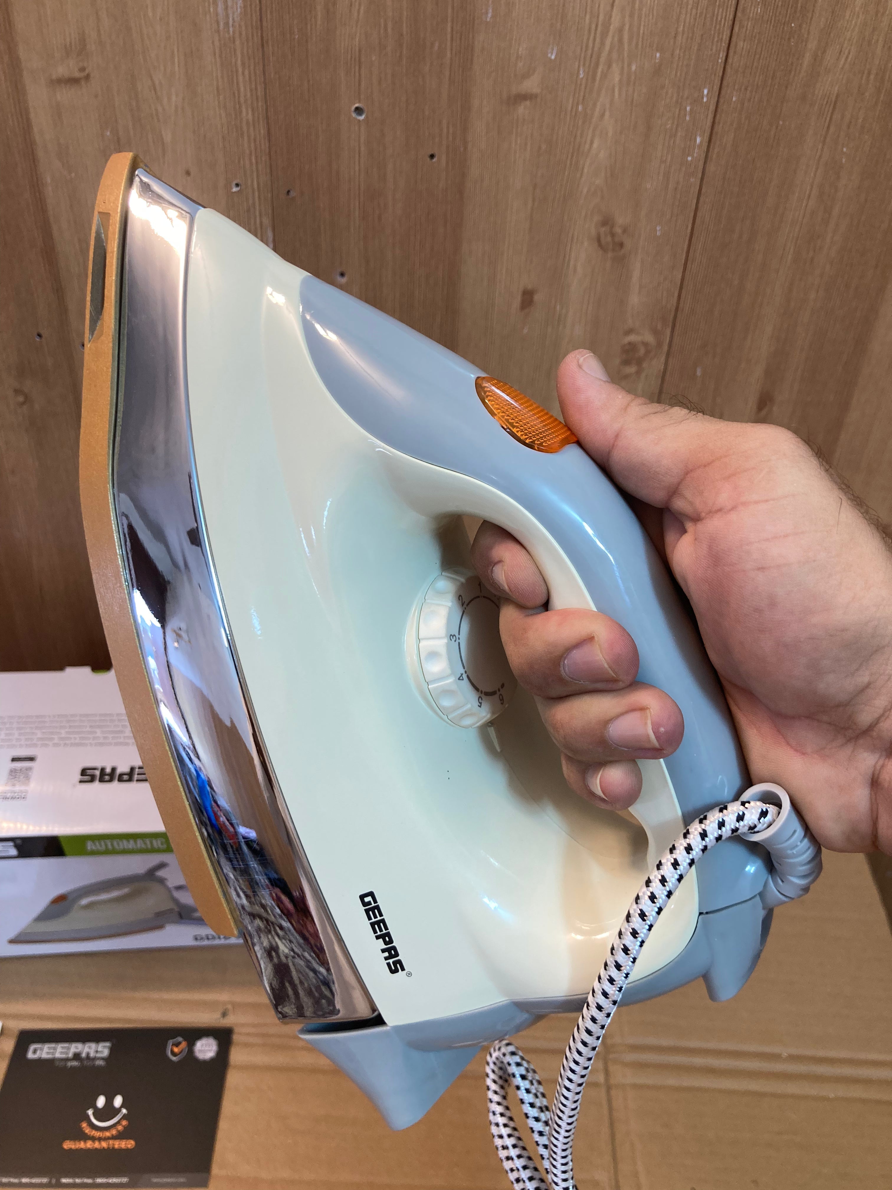 Geepas Heavy Weight Dry Iron 1200W