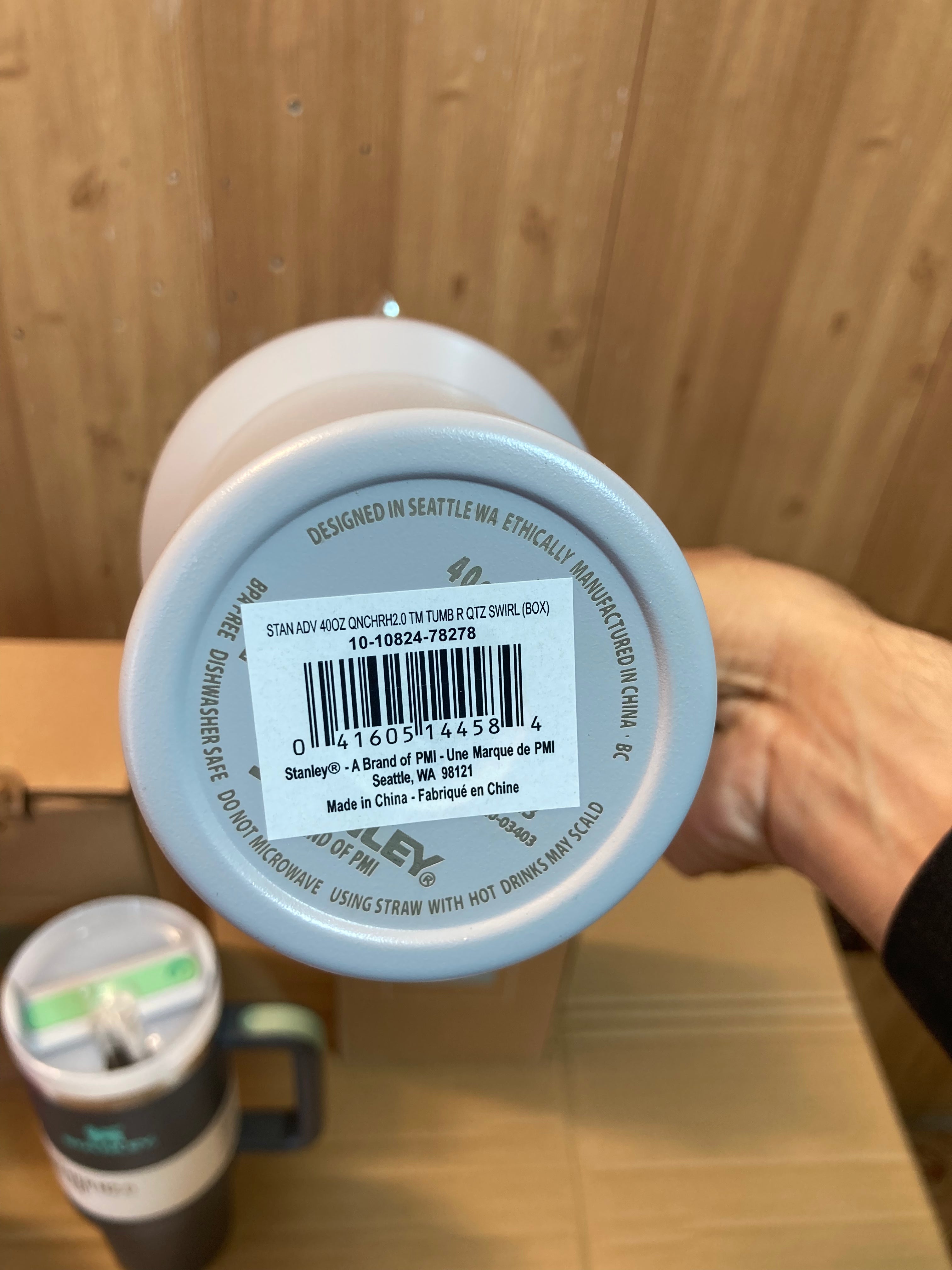 Lot Imported Stanley 1.18L Tumbler with Handle