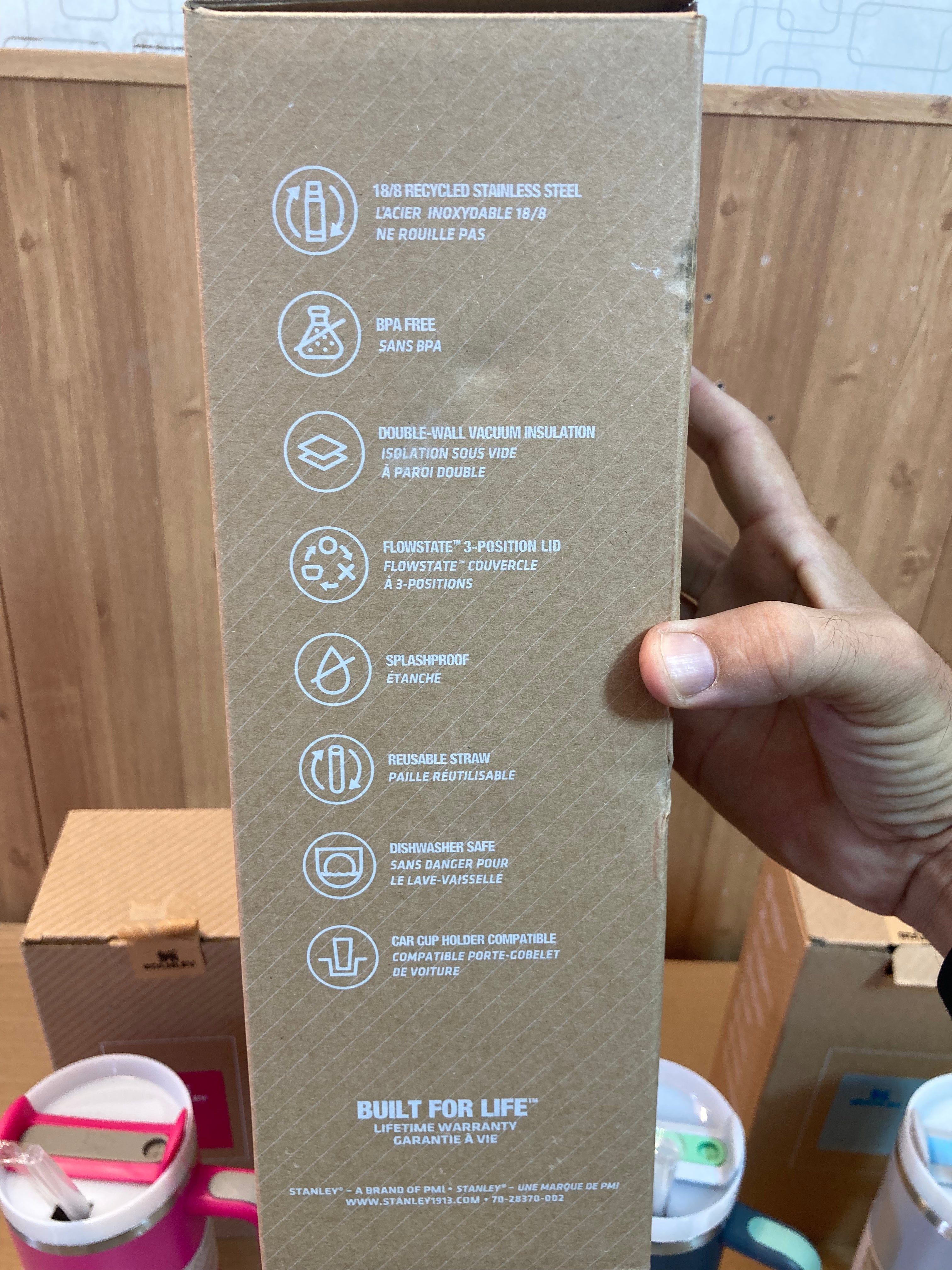 Lot Imported Stanley 1.18L Tumbler with Handle