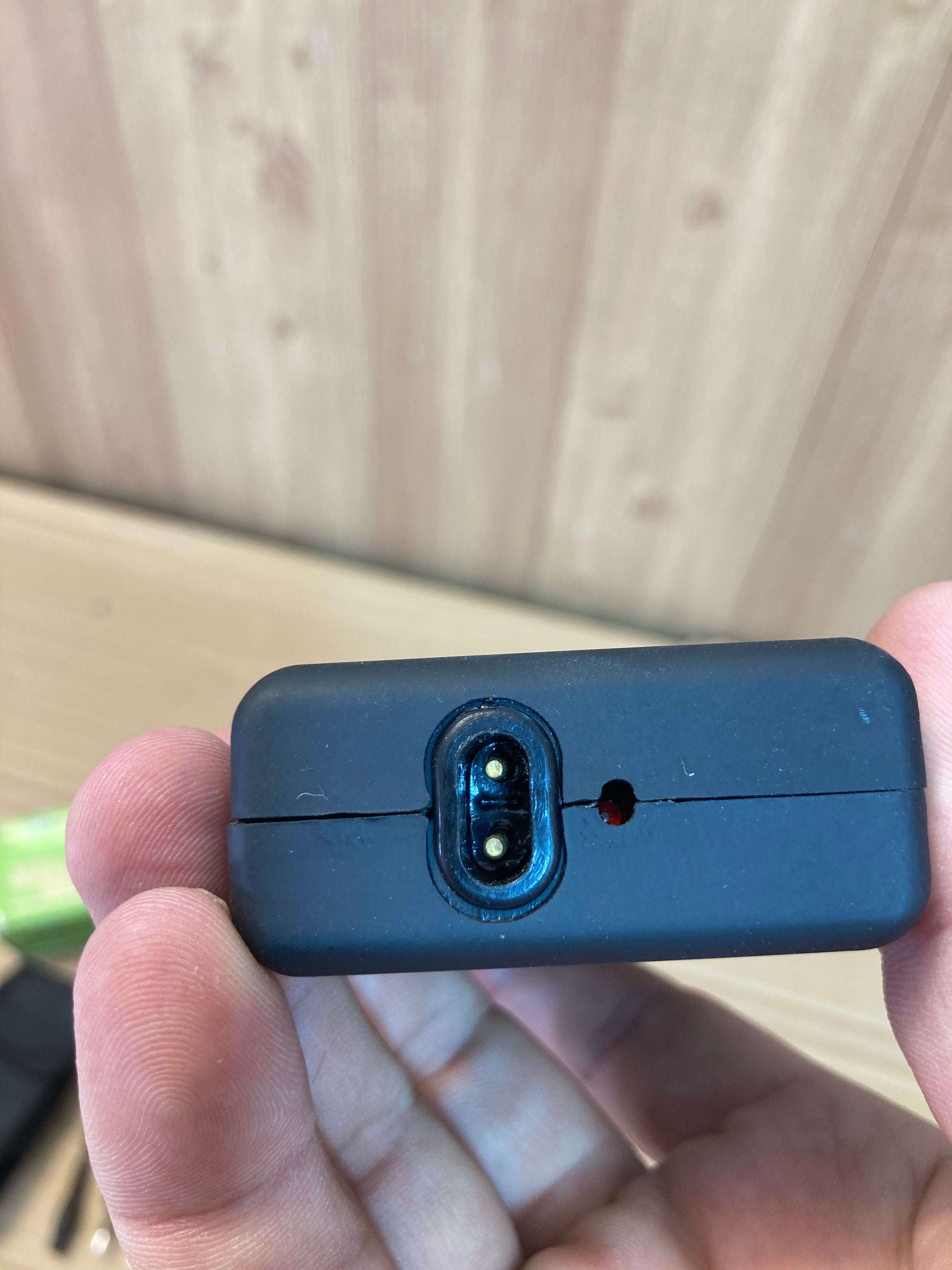 Self-Defensive Stun Gun with Flashlight – 800 Type – 5000k Volt