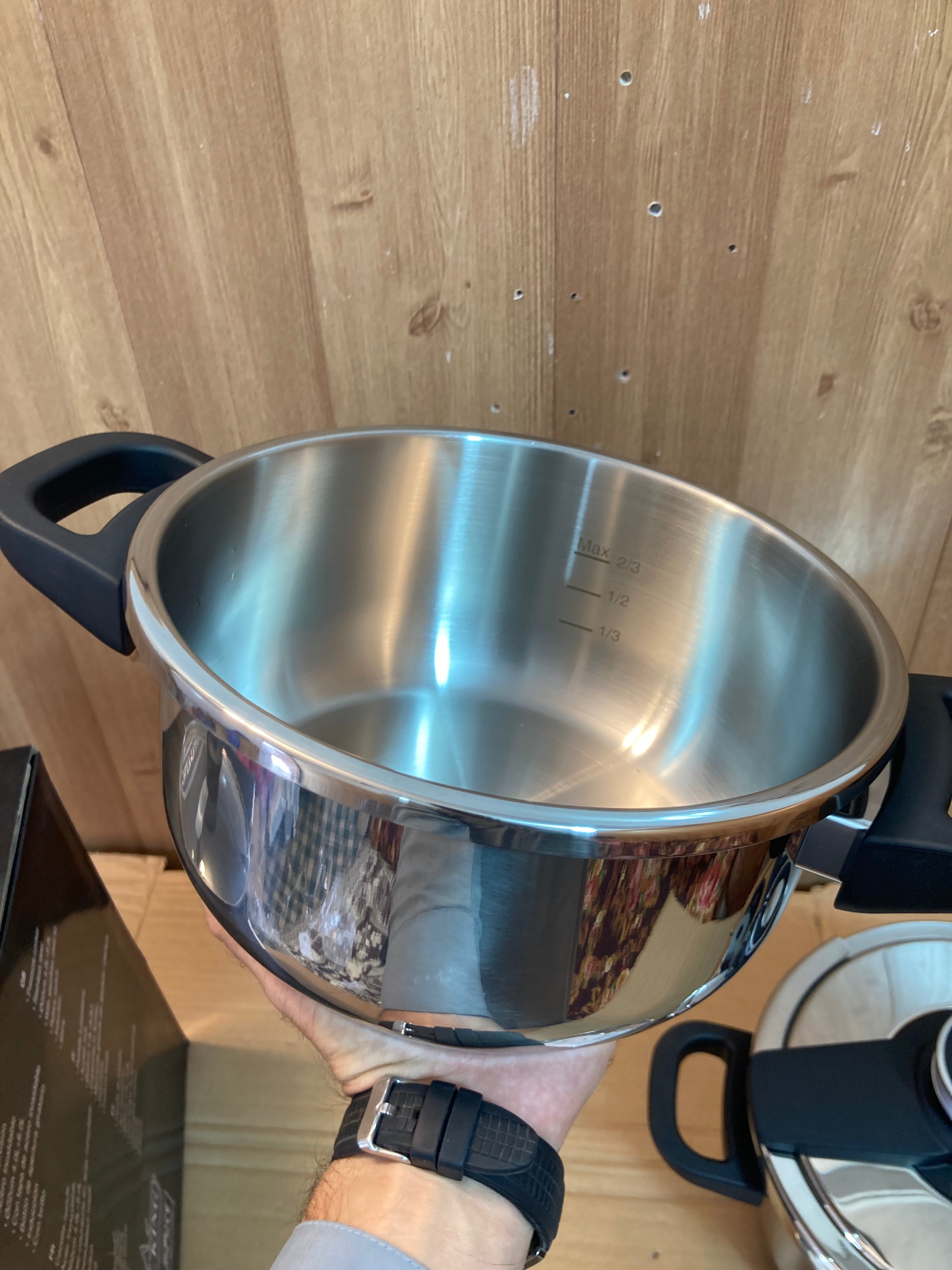 Royal King Induction Base 18/10 Stainless Steel Pressure Cooker 4+6 Litre