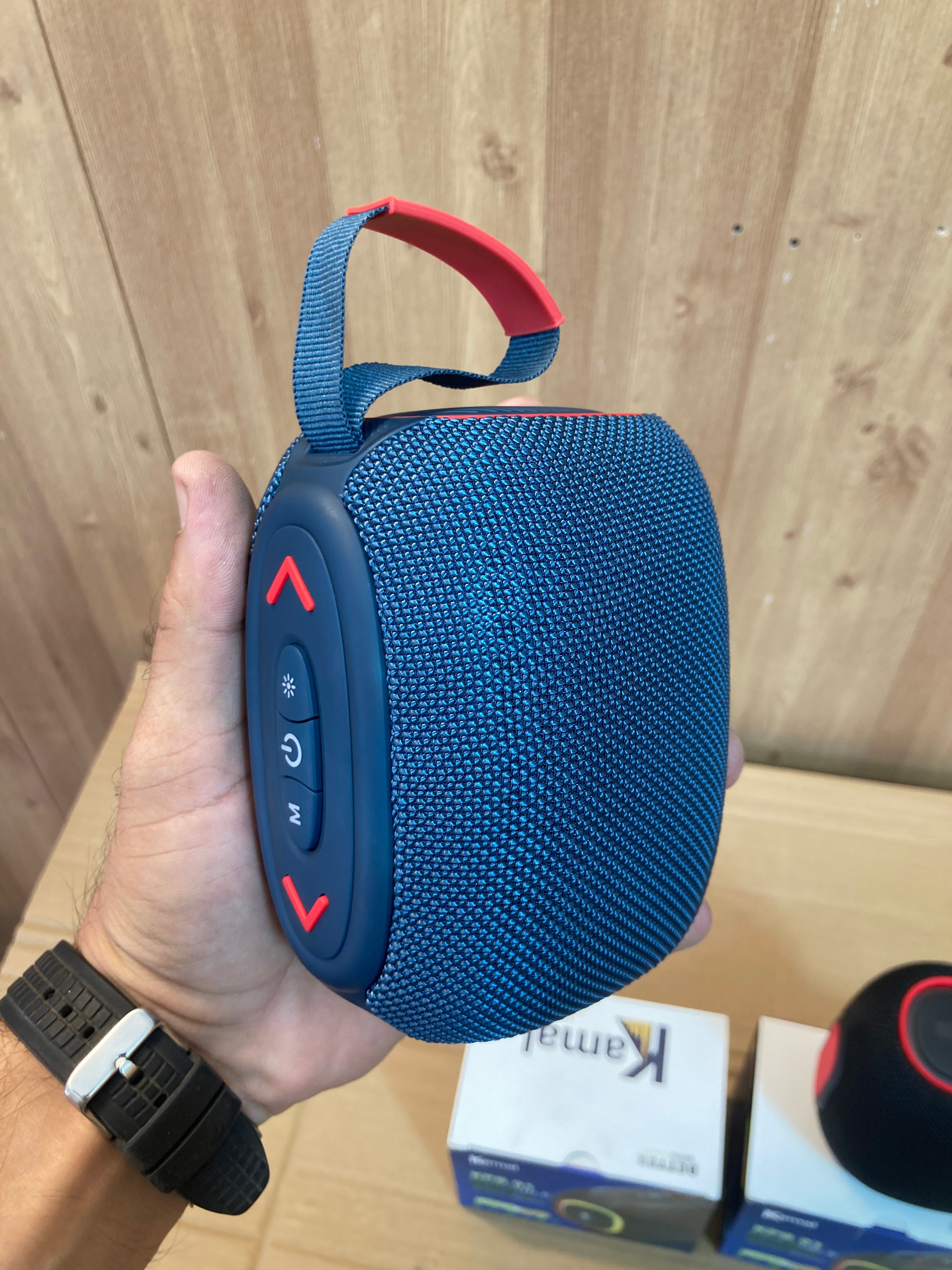 Kamal Rechargeable Portable Bluetooth Wireless Speaker with RGB Lights KPS01