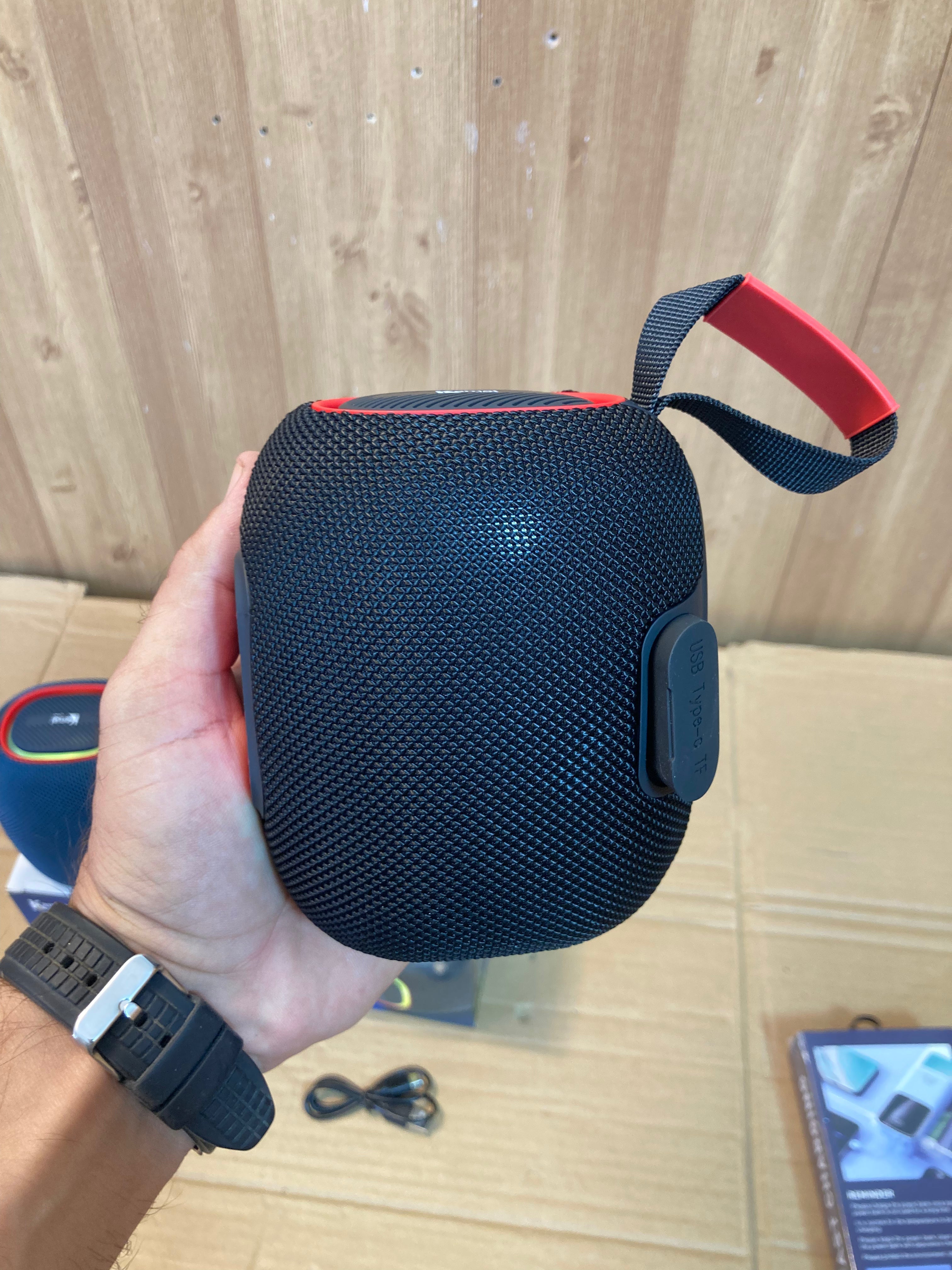 Kamal Rechargeable Portable Bluetooth Wireless Speaker with RGB Lights KPS01