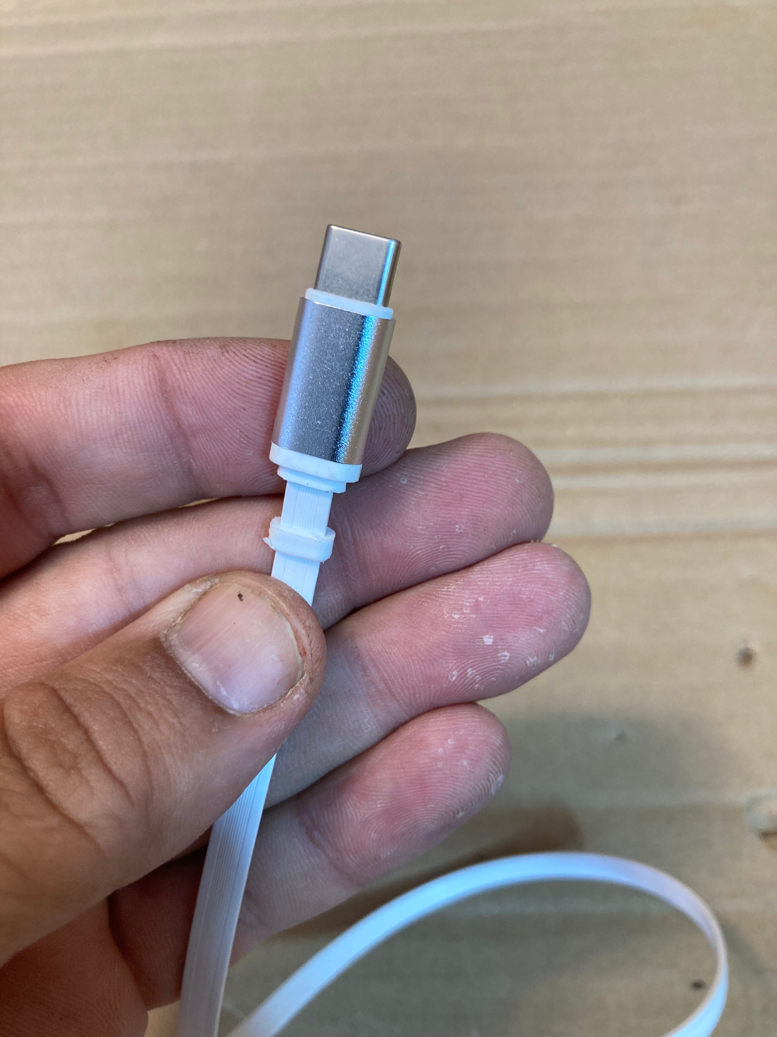 Kamal Fast Charging Built in Cable Charger - Adapter MT-08