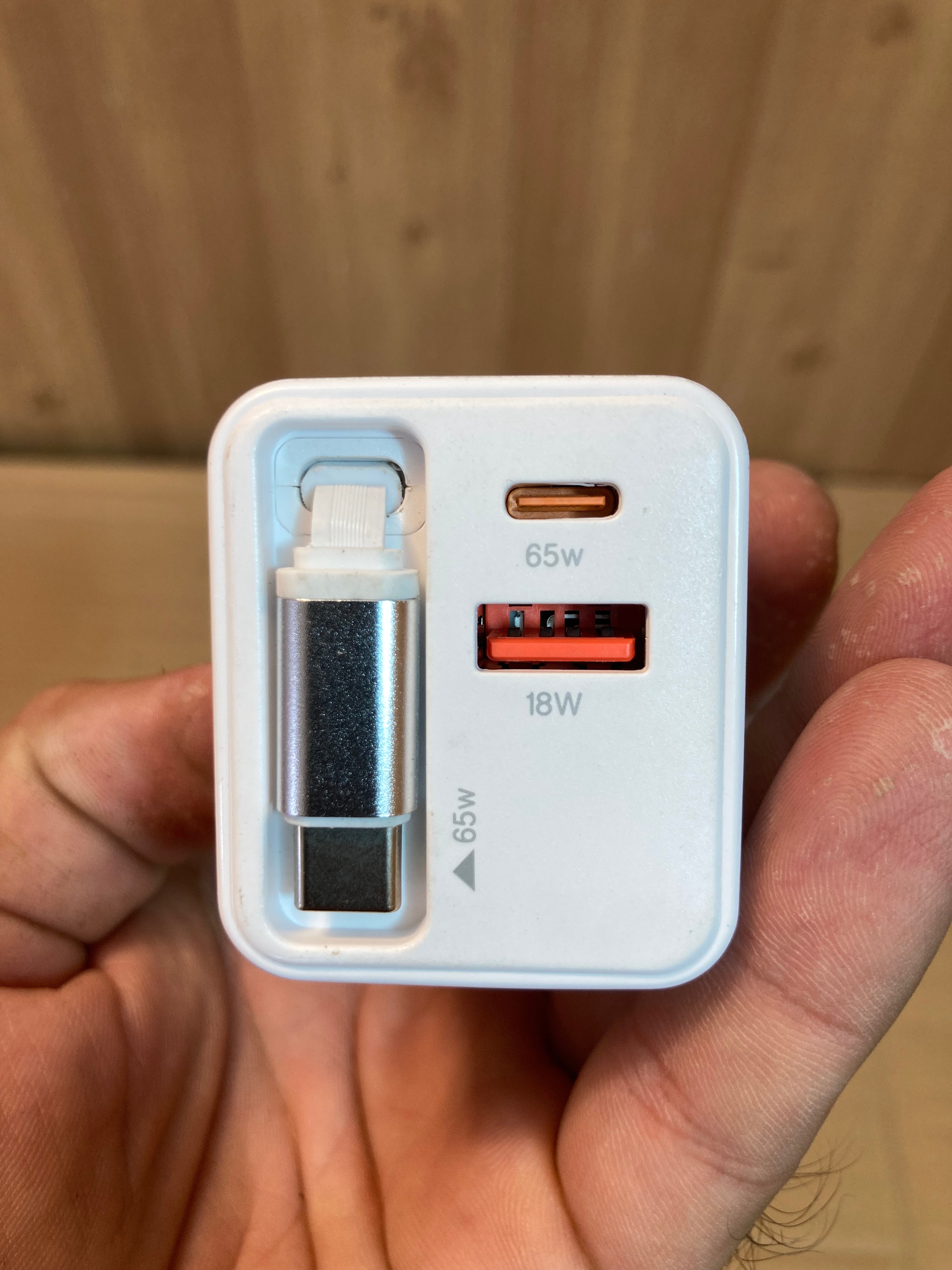 Kamal Fast Charging Built in Cable Charger - Adapter MT-08