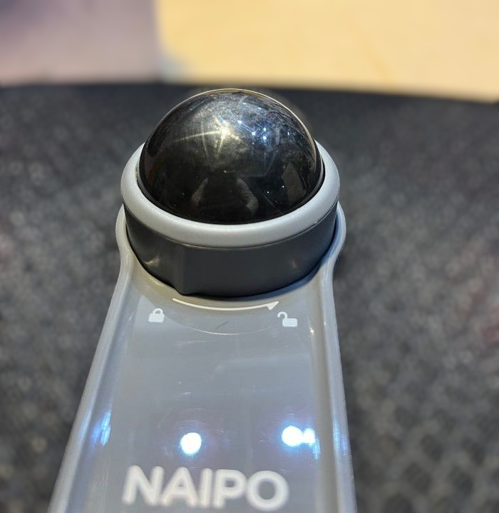 NAIPO Shiatsu Foot Massager With Kneading And Heating