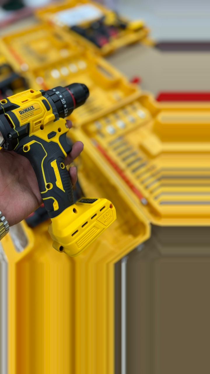 DeWalt Brushless Tool Box – 30-Piece Professional Set