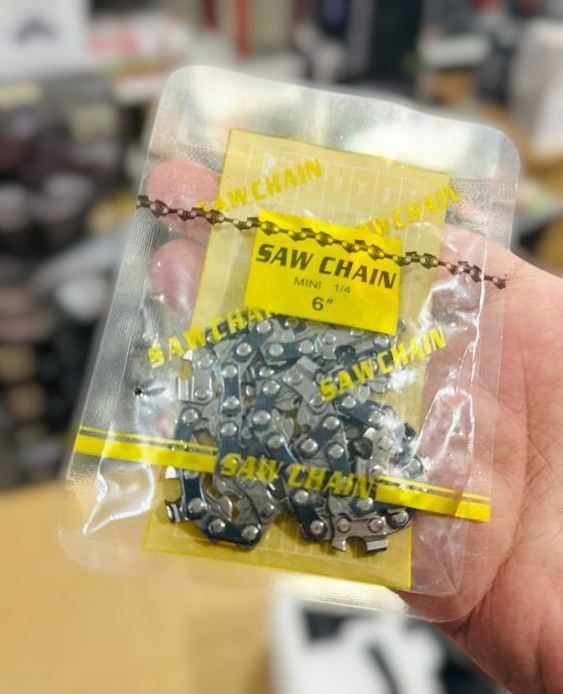 Rechargeable Handheld Mini Electric Chainsaw